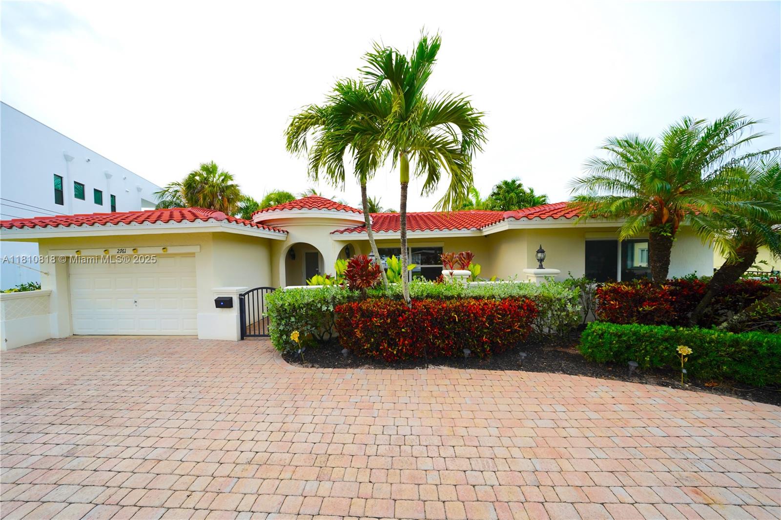 2761 Ne 22nd Ct, Pompano Beach, Broward County, Florida - 3 Bedrooms  
3 Bathrooms - 