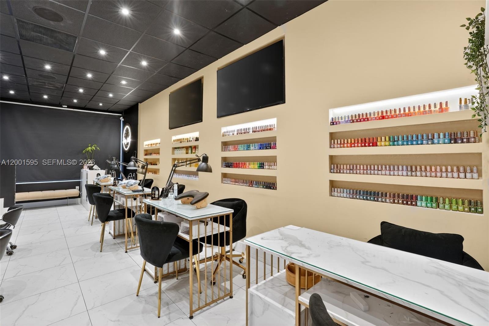 Nail Salon For Sale in West Miami Area