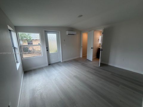 Tiny photo for 2331 Randall St, Sanford, FL 32771 (MLS # A12027208)