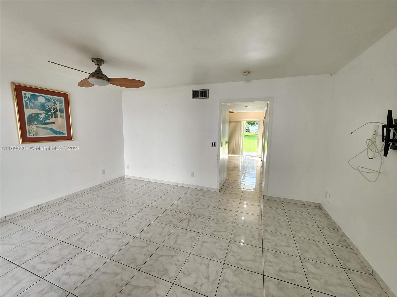PARK PLACE TOWNHOMES - Residential Lease