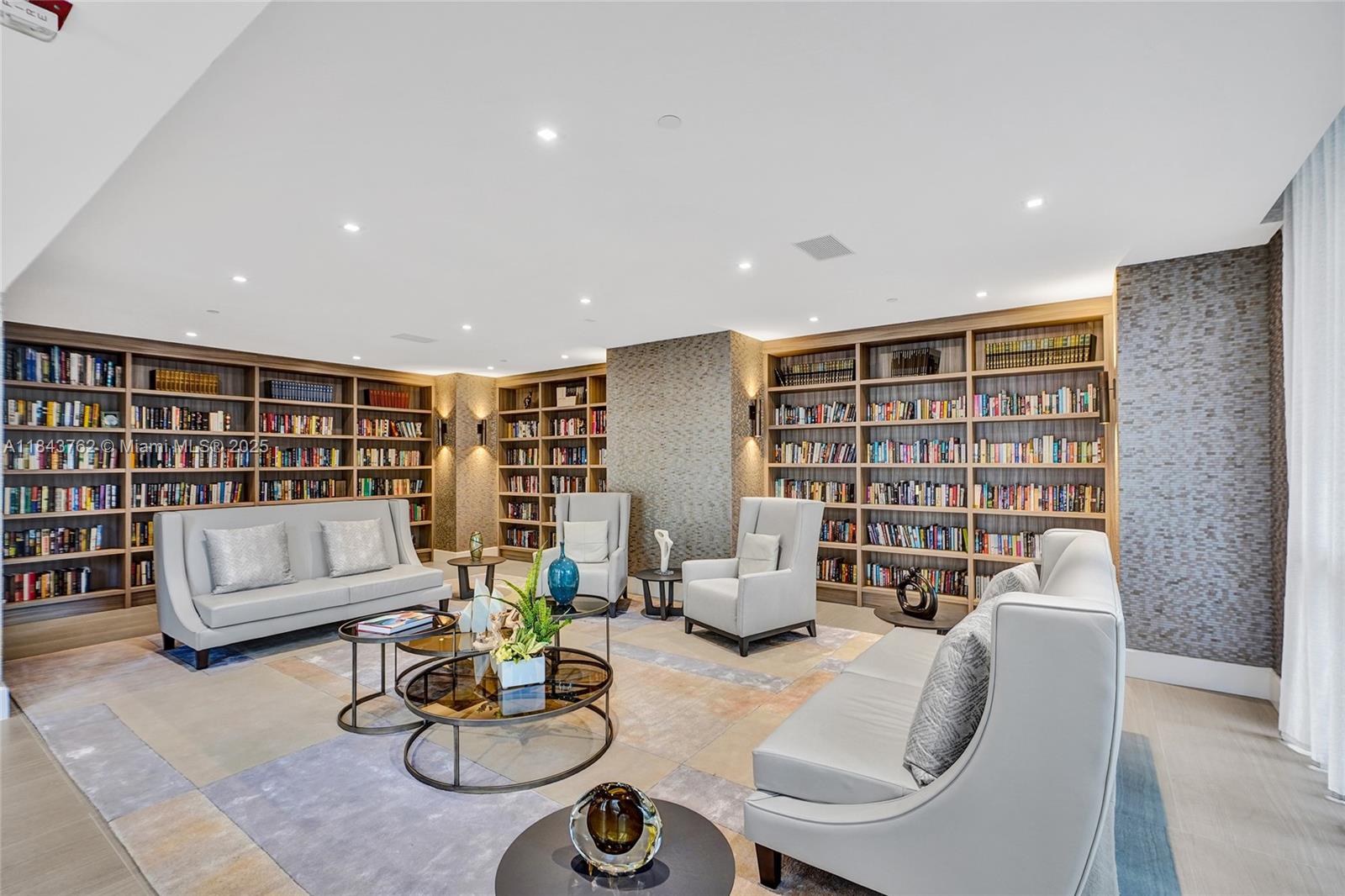 ATLANTIC II AT THE POINT - Residential