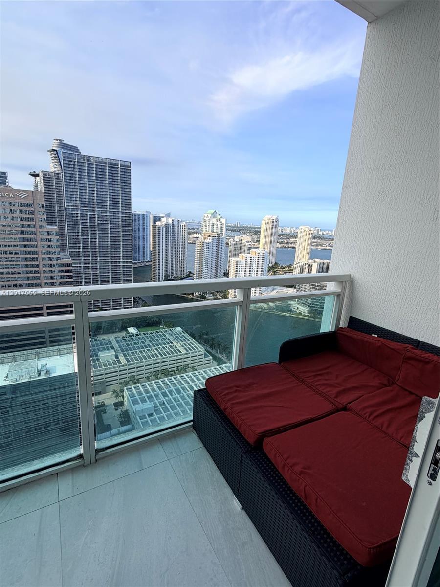 950 Brickell Bay Dr 4208