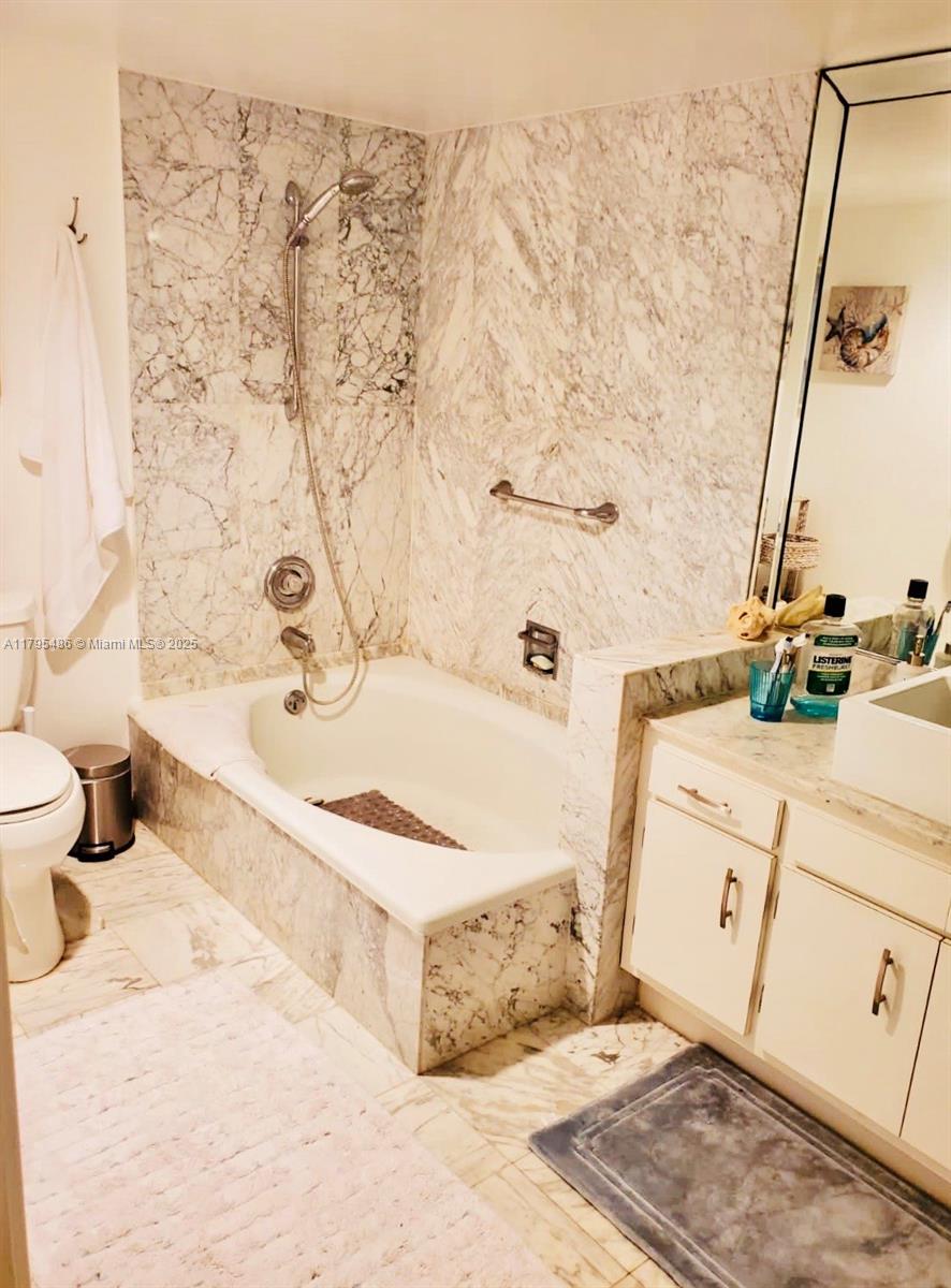 SHORE CLUB CONDO - Residential Lease