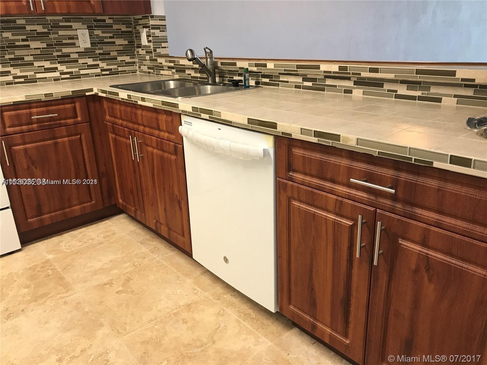 INDIAN LK VILLAGE PHASE 1 - Residential Lease