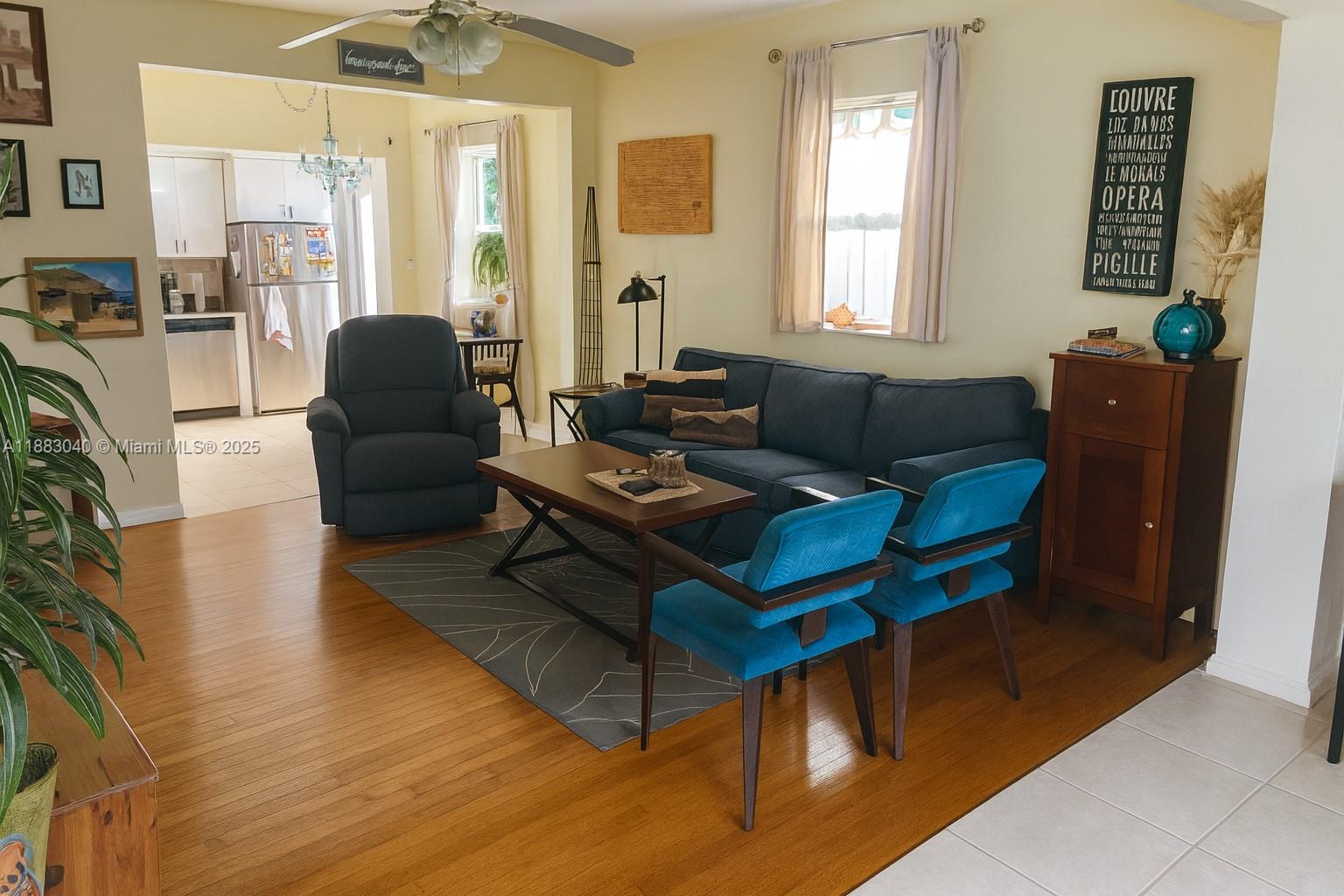 HOLLYWOOD PARK - Residential Lease