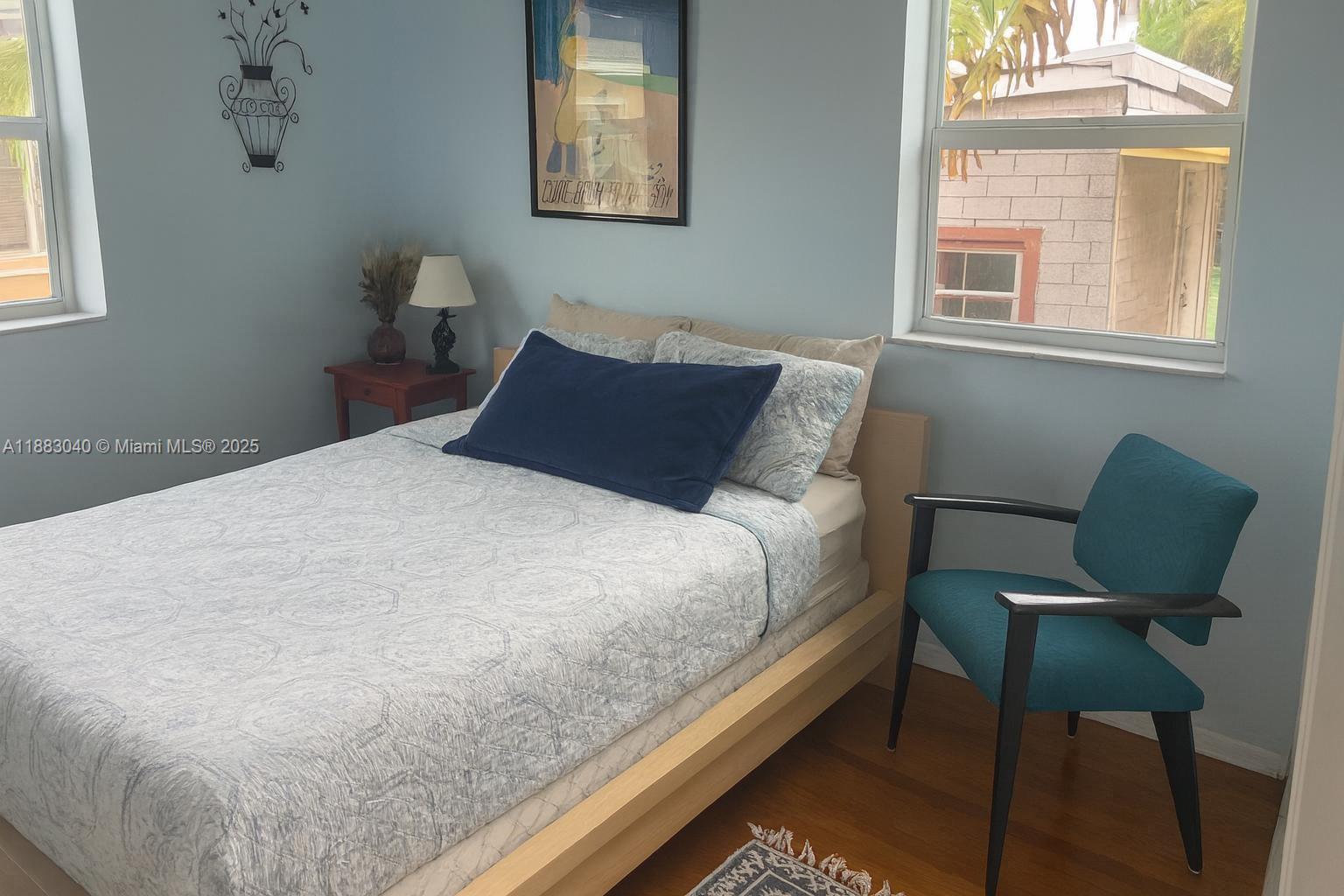 HOLLYWOOD PARK - Residential Lease