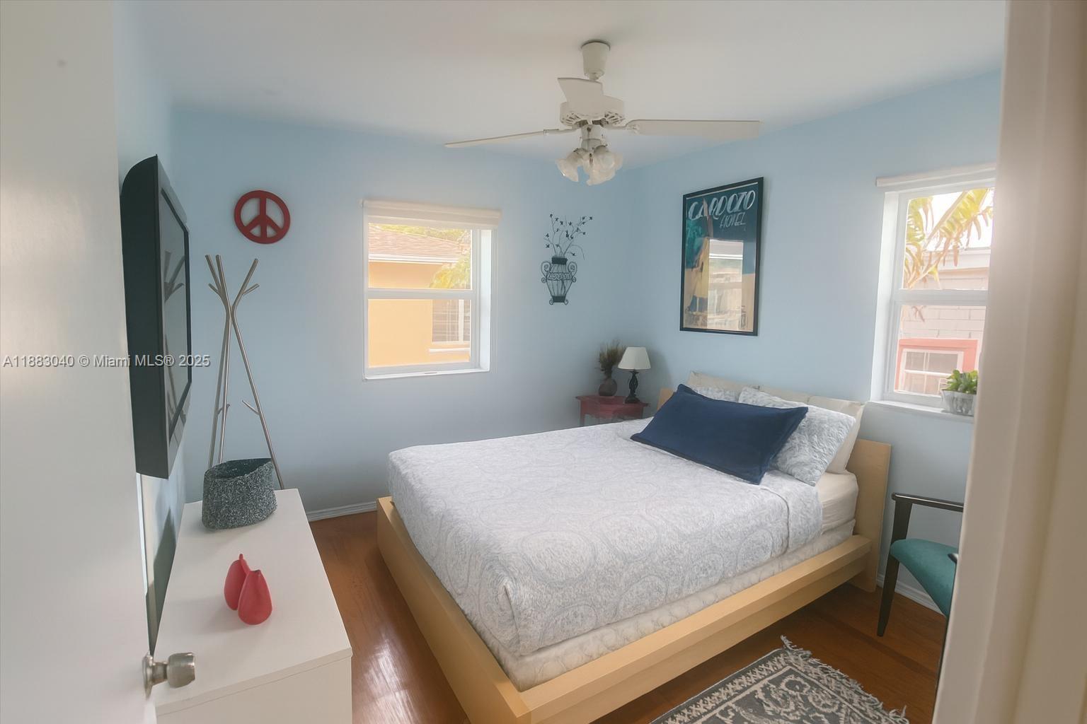 HOLLYWOOD PARK - Residential Lease