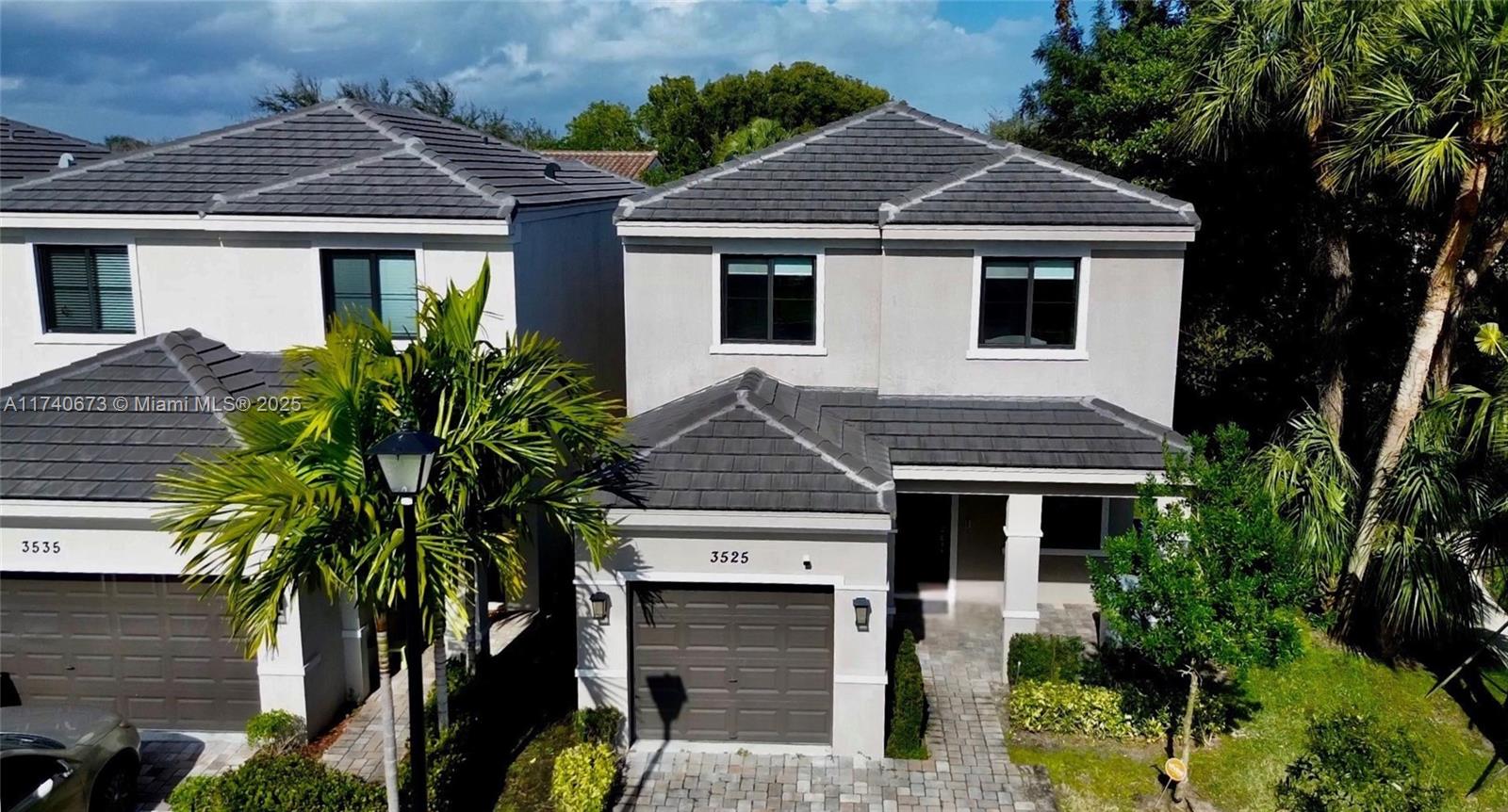 3525 Nw 1st St, Pompano Beach, Broward County, Florida - 3 Bedrooms  
3 Bathrooms - 