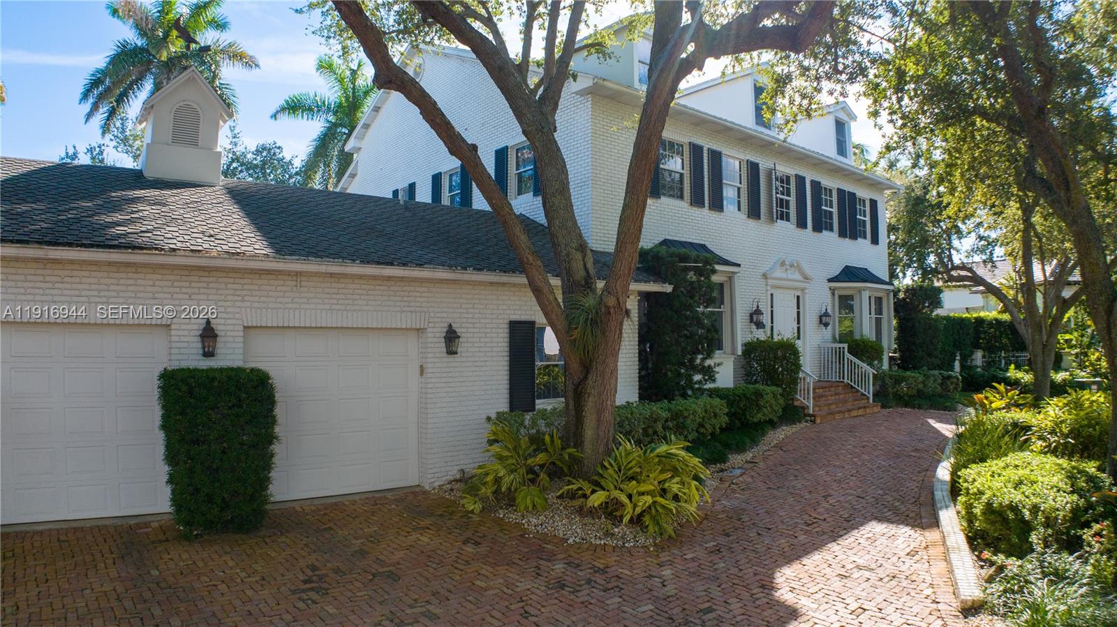 CORAL ISLES - Residential