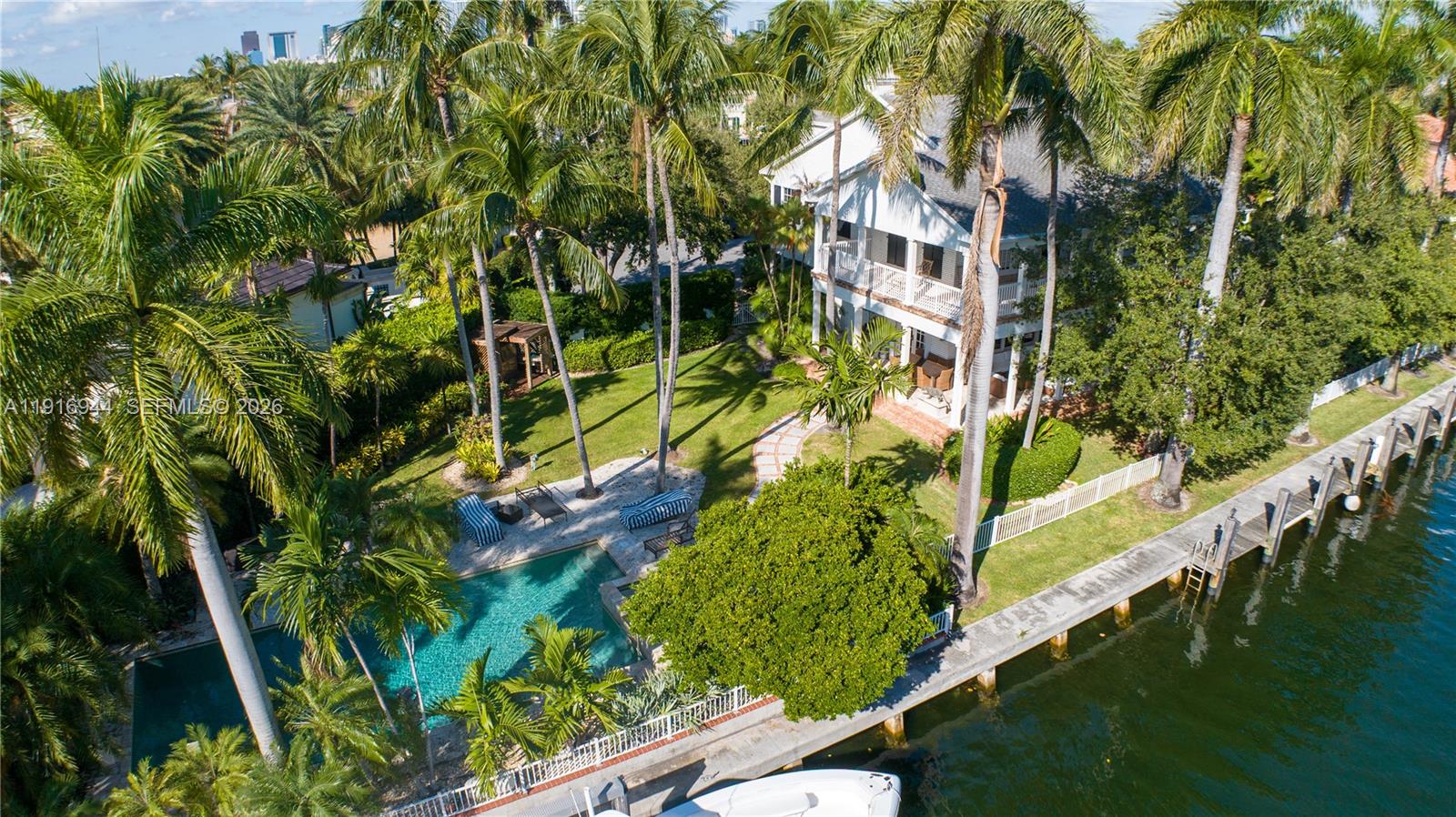 CORAL ISLES - Residential