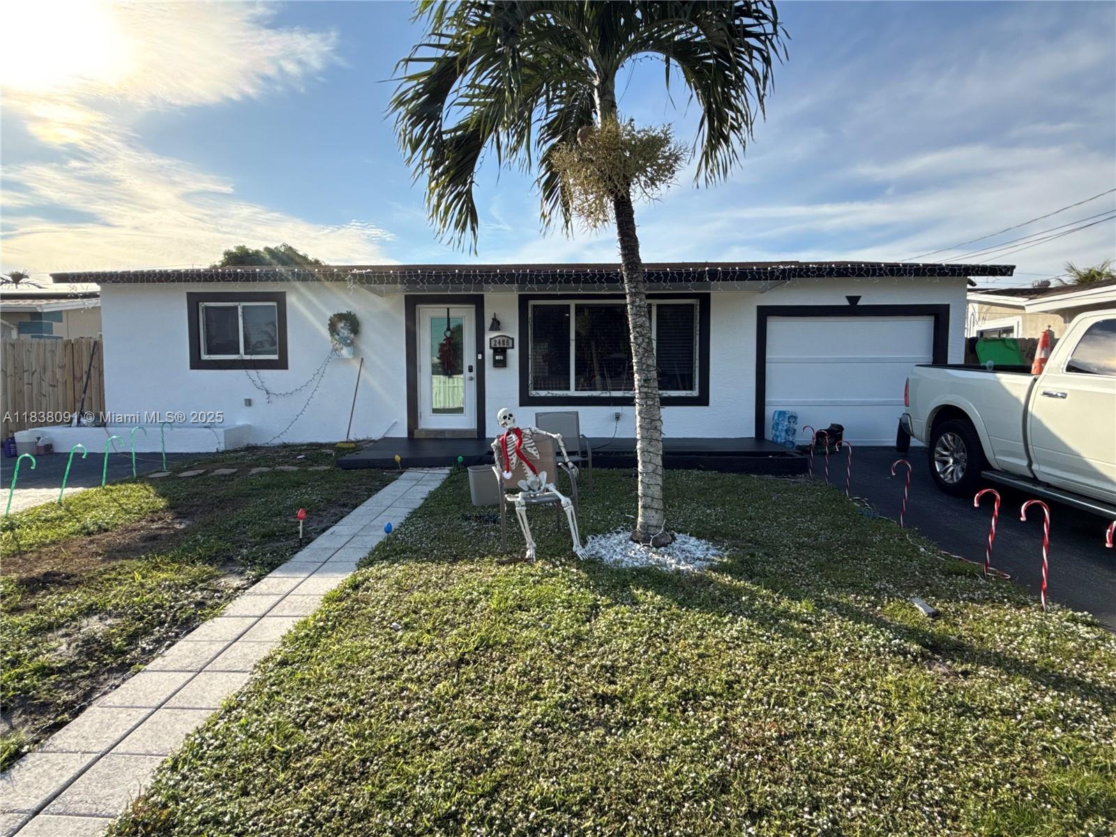New roof, clean house, Vinyl, Floors great neighborhood. Hurricane windows, doors. Big patio. Elementary school 3 min away. Parks, central location, 15min from all Highways. Shed for storage 3/1 1330 on Appraisal.
Section 8 welcomed! Property will be available around October 2025, Seller will not add a bathroom, This property is a 3/1, perfect for a family starting to grow. Big yard. Great area, New publix coming soon, Walmart, Aldi, Walgreens. Everything around 15 min or less.