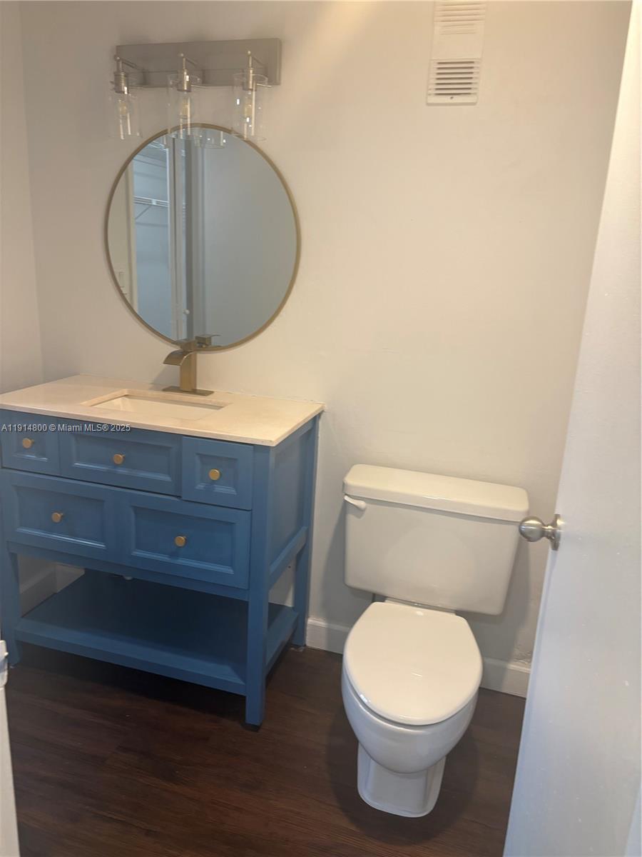 1200 NE Miami Gardens Dr 218W