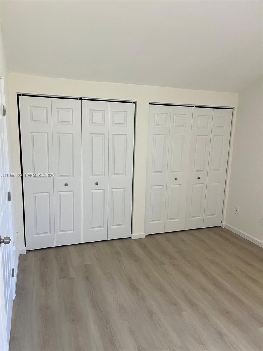 04087 COURTYARDS AT MAYPOR - Residential