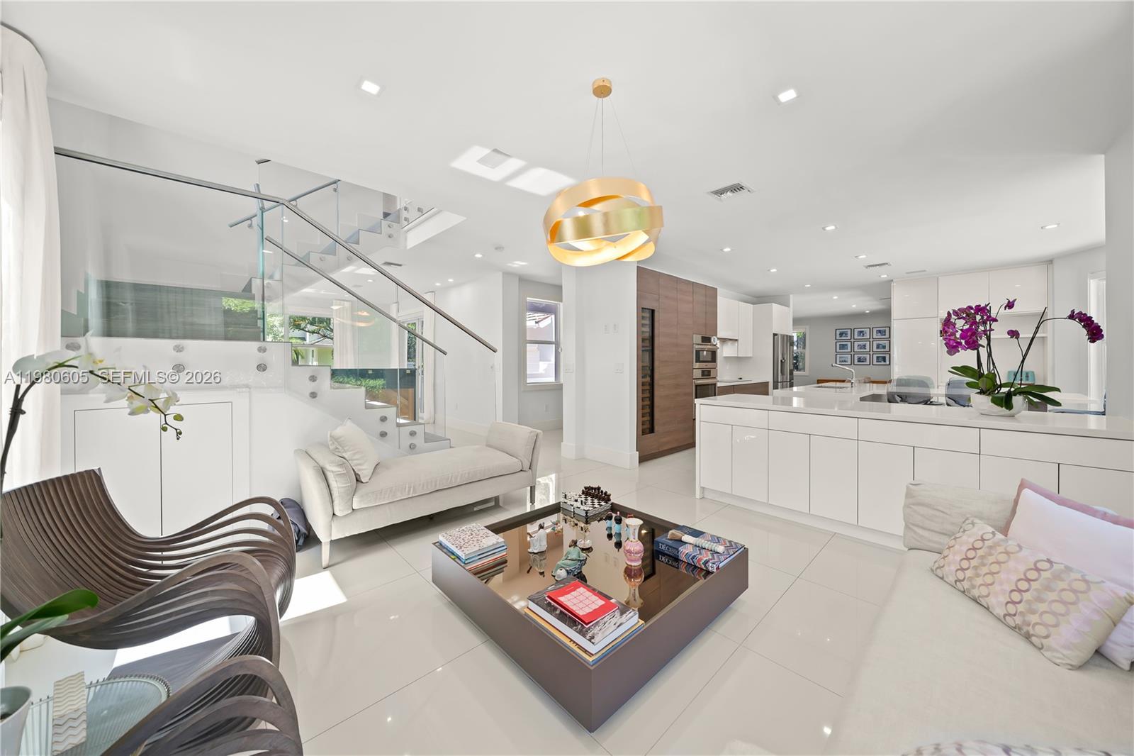 SHAW PROPERTY - Residential