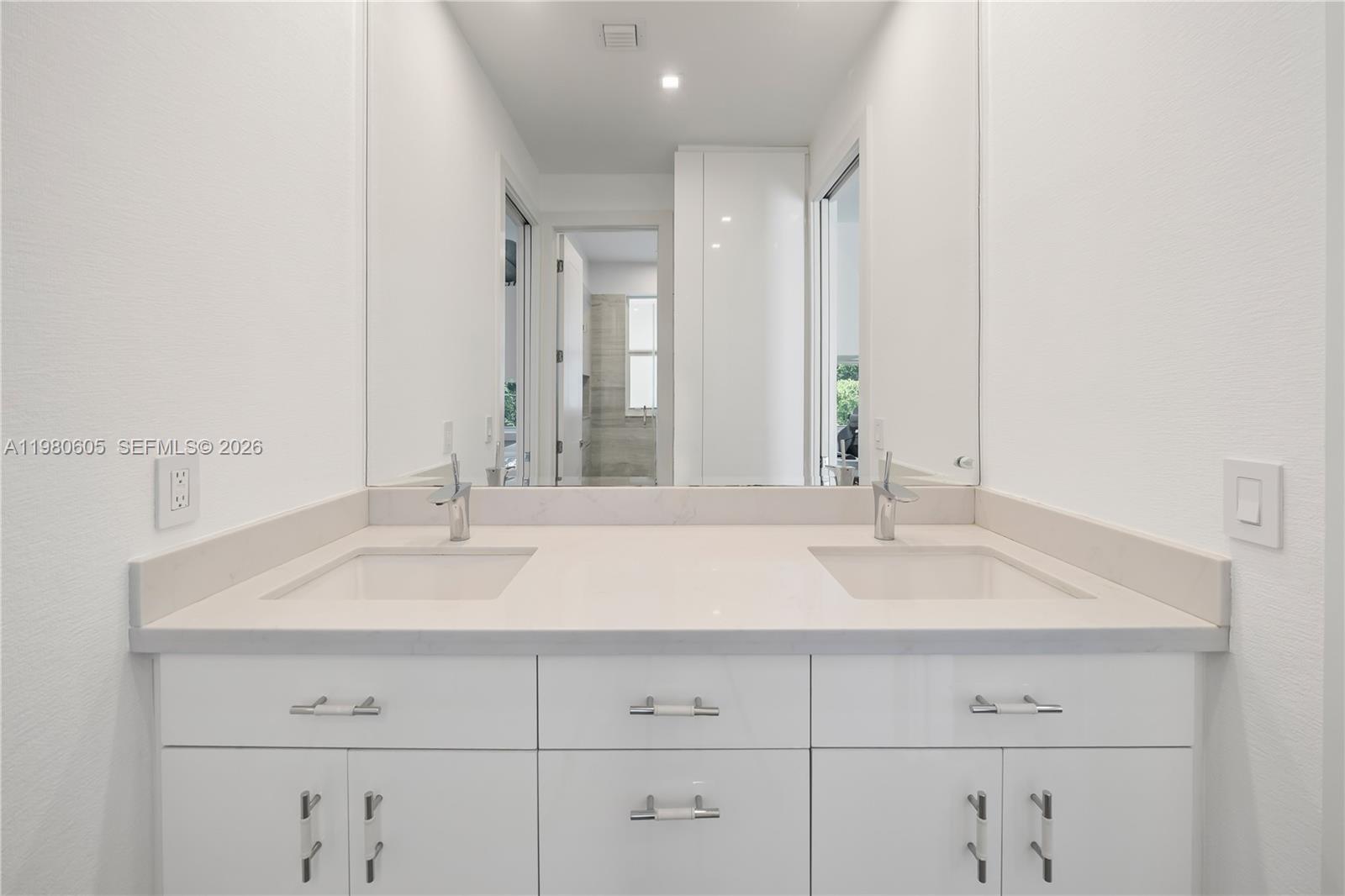 SHAW PROPERTY - Residential