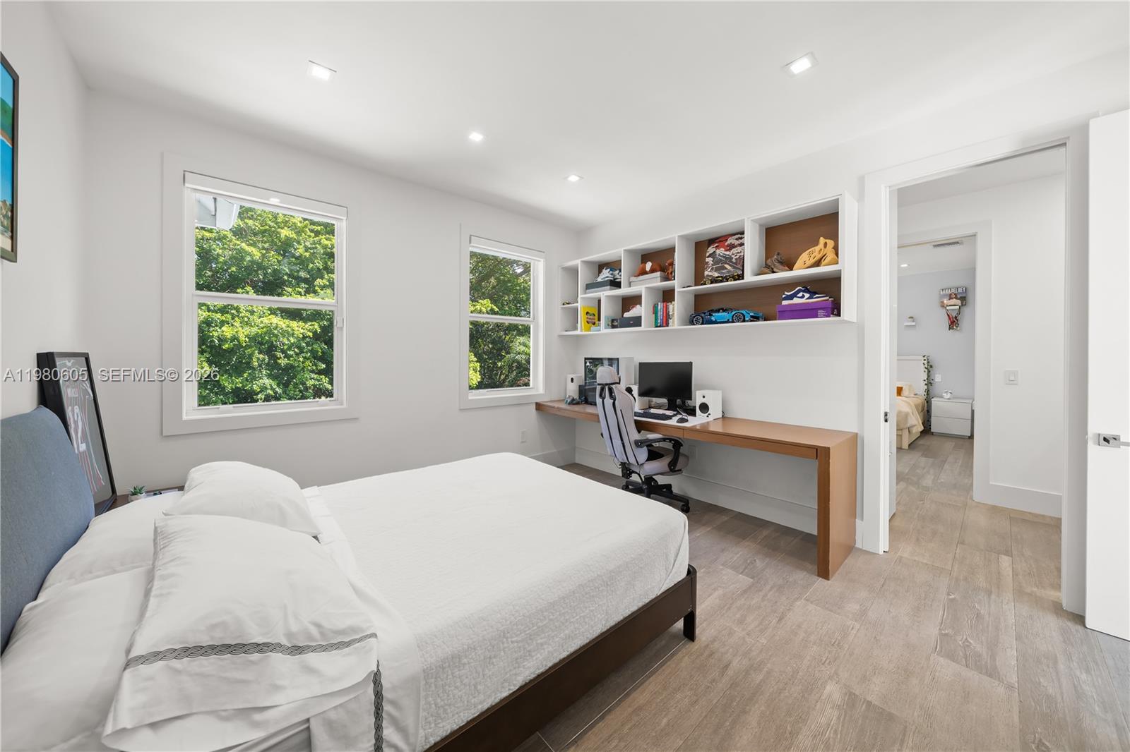 SHAW PROPERTY - Residential