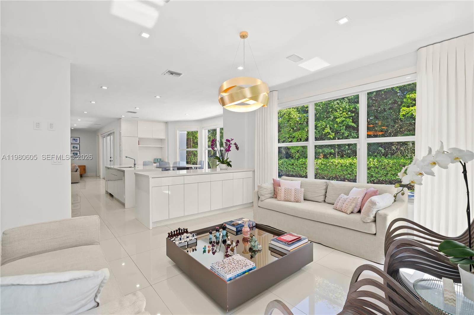 SHAW PROPERTY - Residential