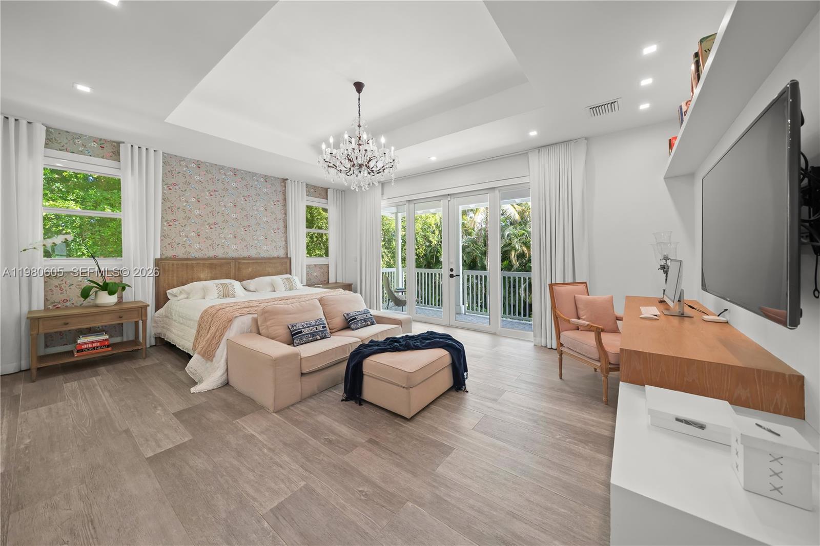 SHAW PROPERTY - Residential