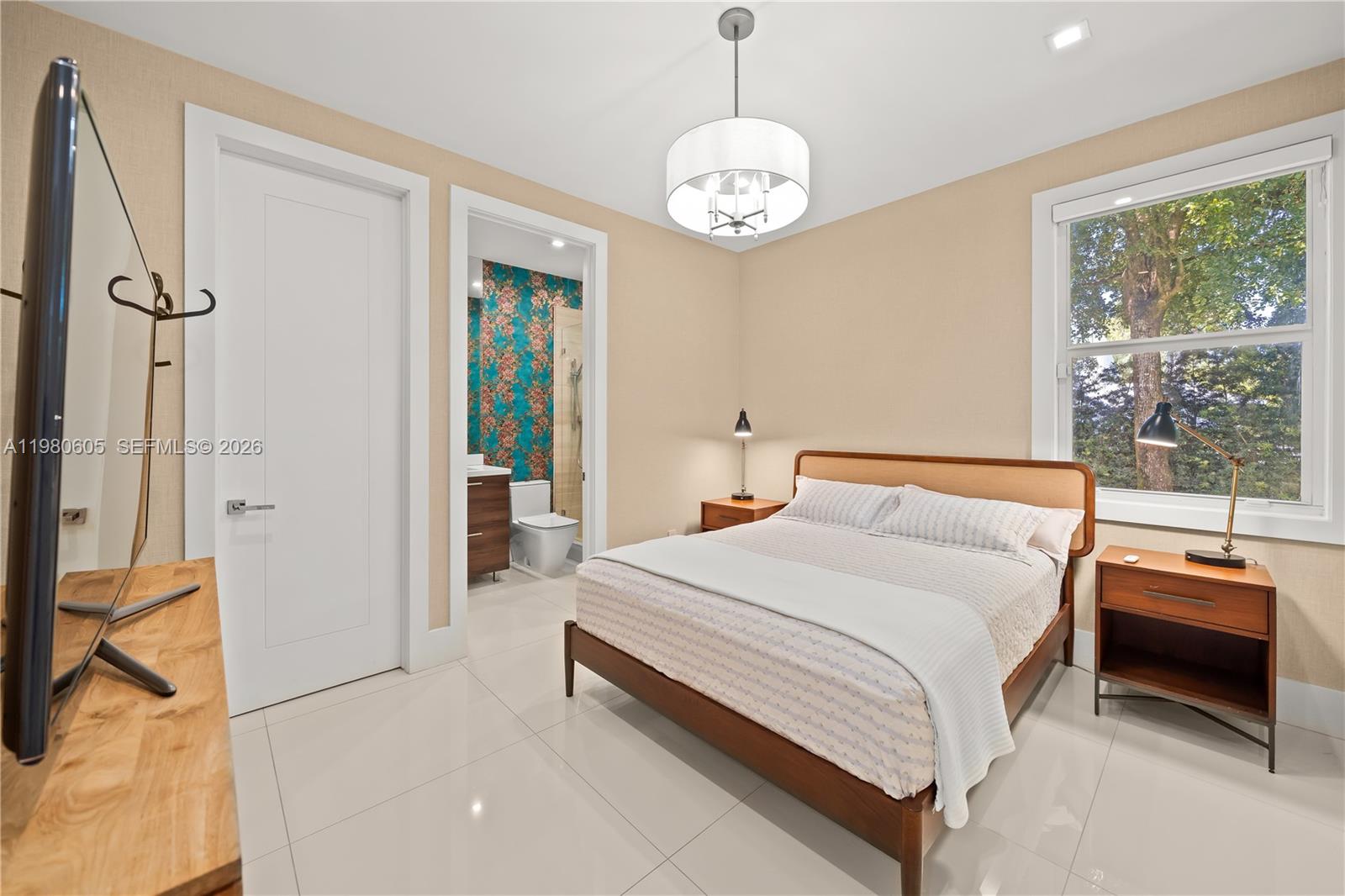 SHAW PROPERTY - Residential