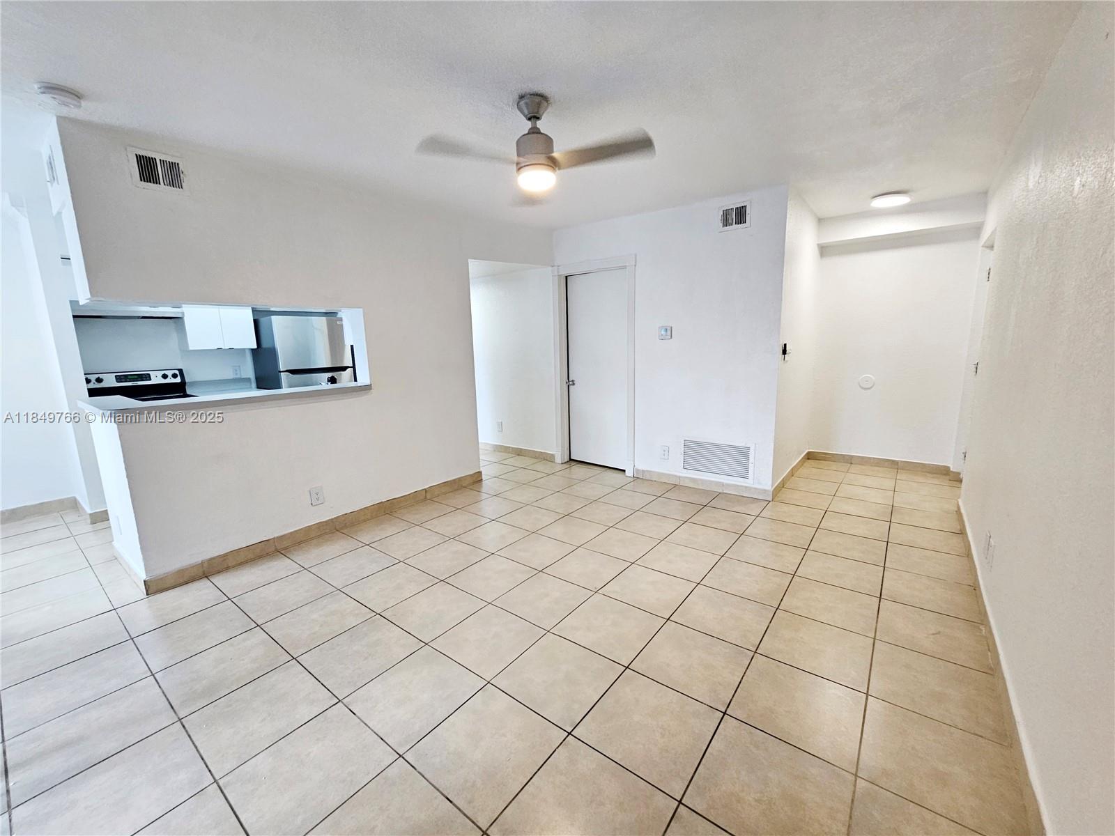 5740 Rock Island Rd 274, Tamarac, FL, 33319/$169,000 1 5740 Rock Island Rd 274