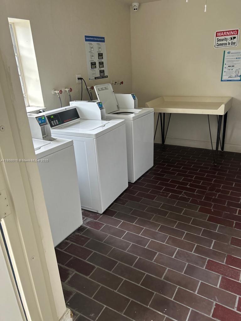 NEW LAND GARDENS CONDO - Residential