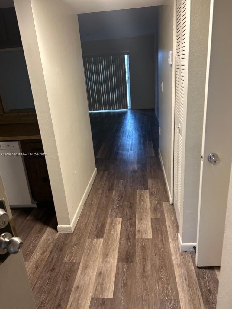 NEW LAND GARDENS CONDO - Residential