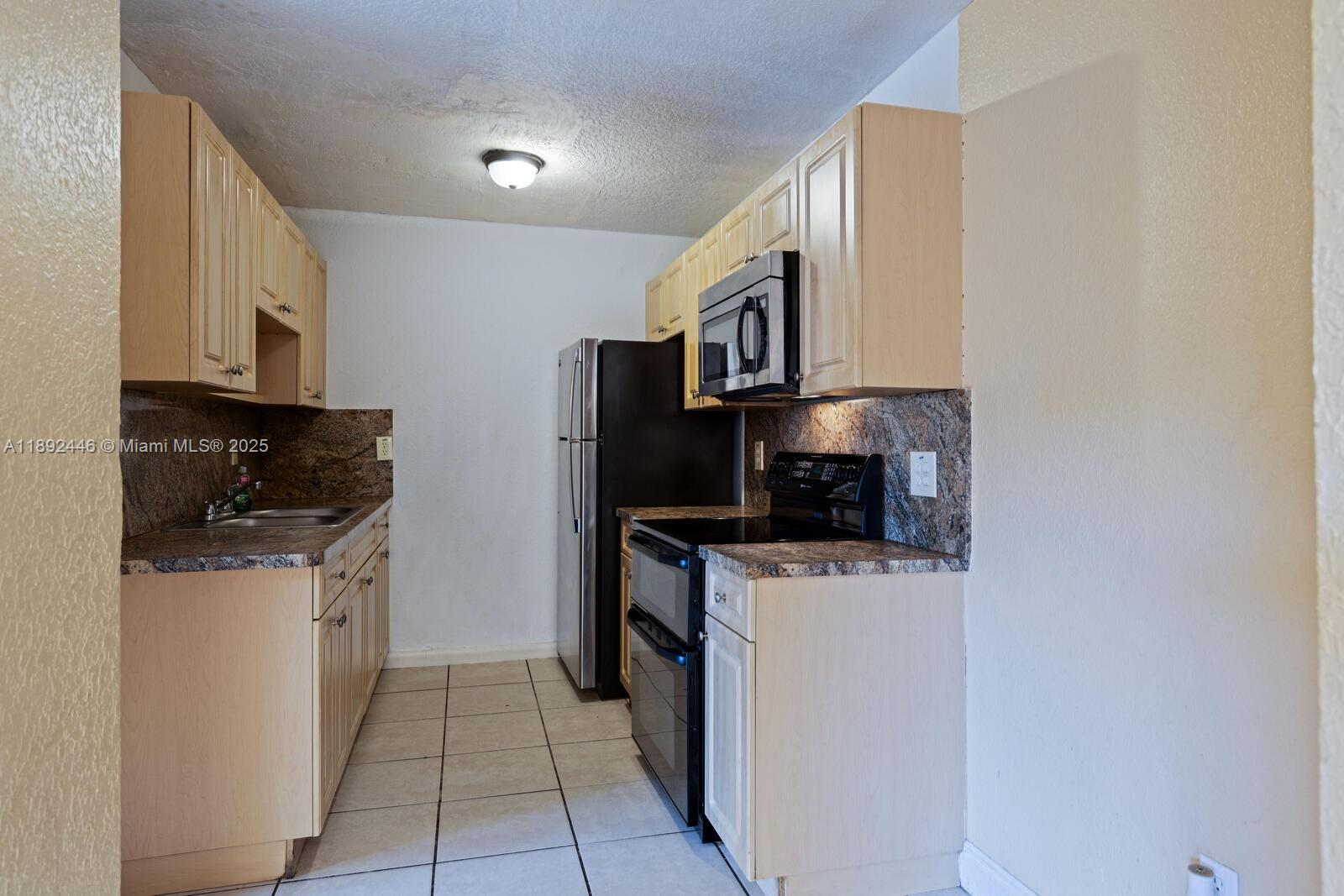 SEAGRAPE VILLAGE CONDO - Residential