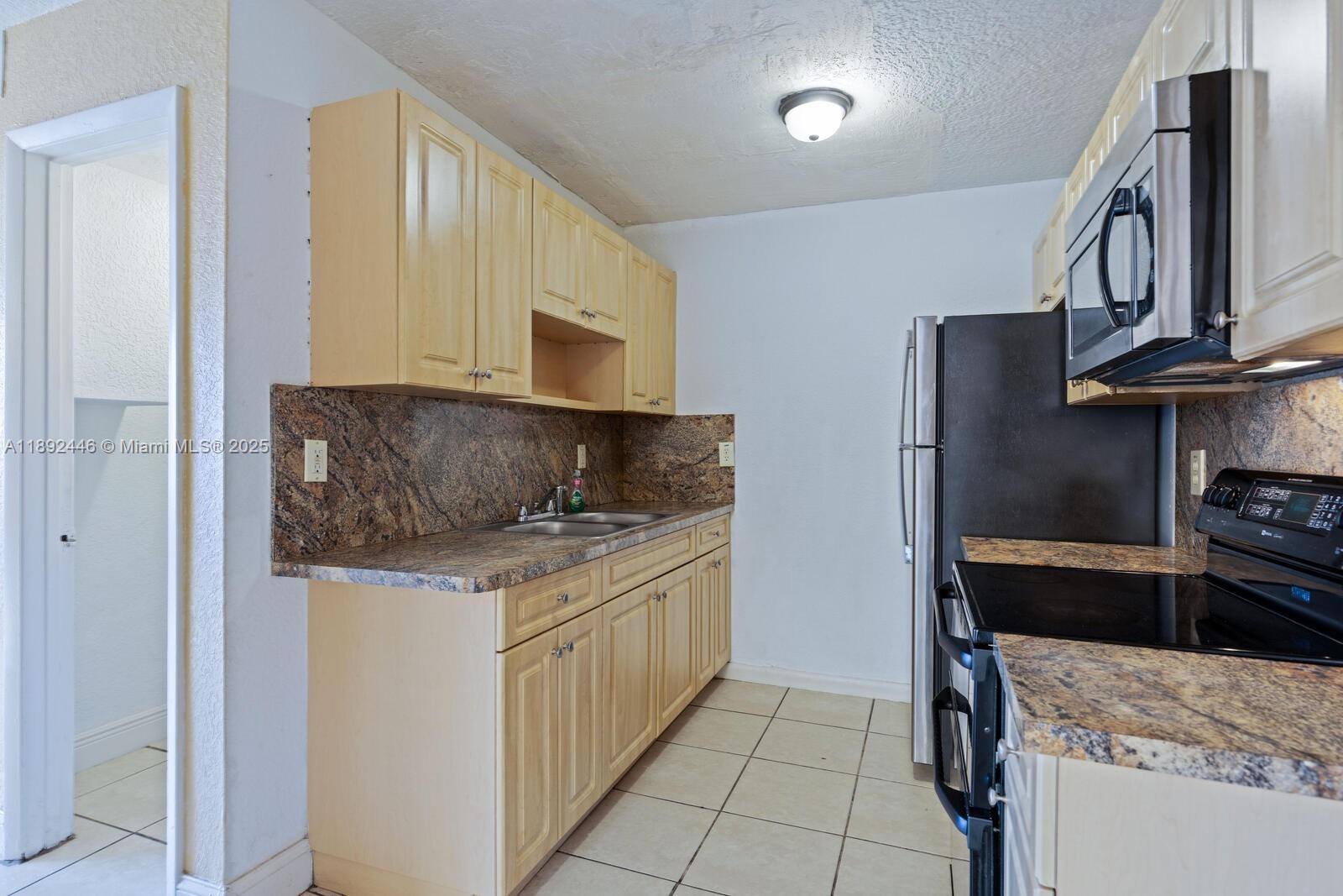 SEAGRAPE VILLAGE CONDO - Residential