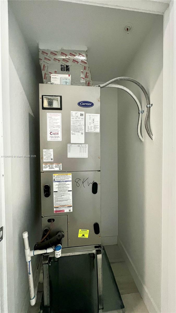 MERRICK SQUARE - Residential