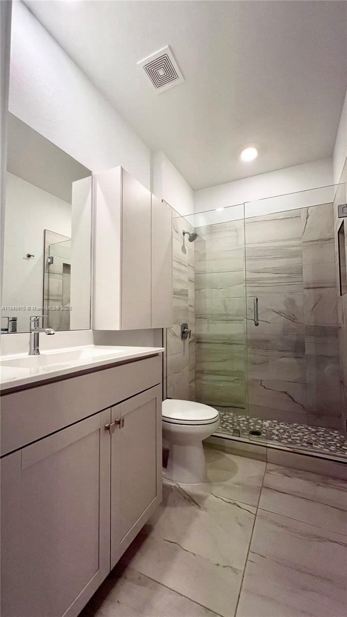 MERRICK SQUARE - Residential