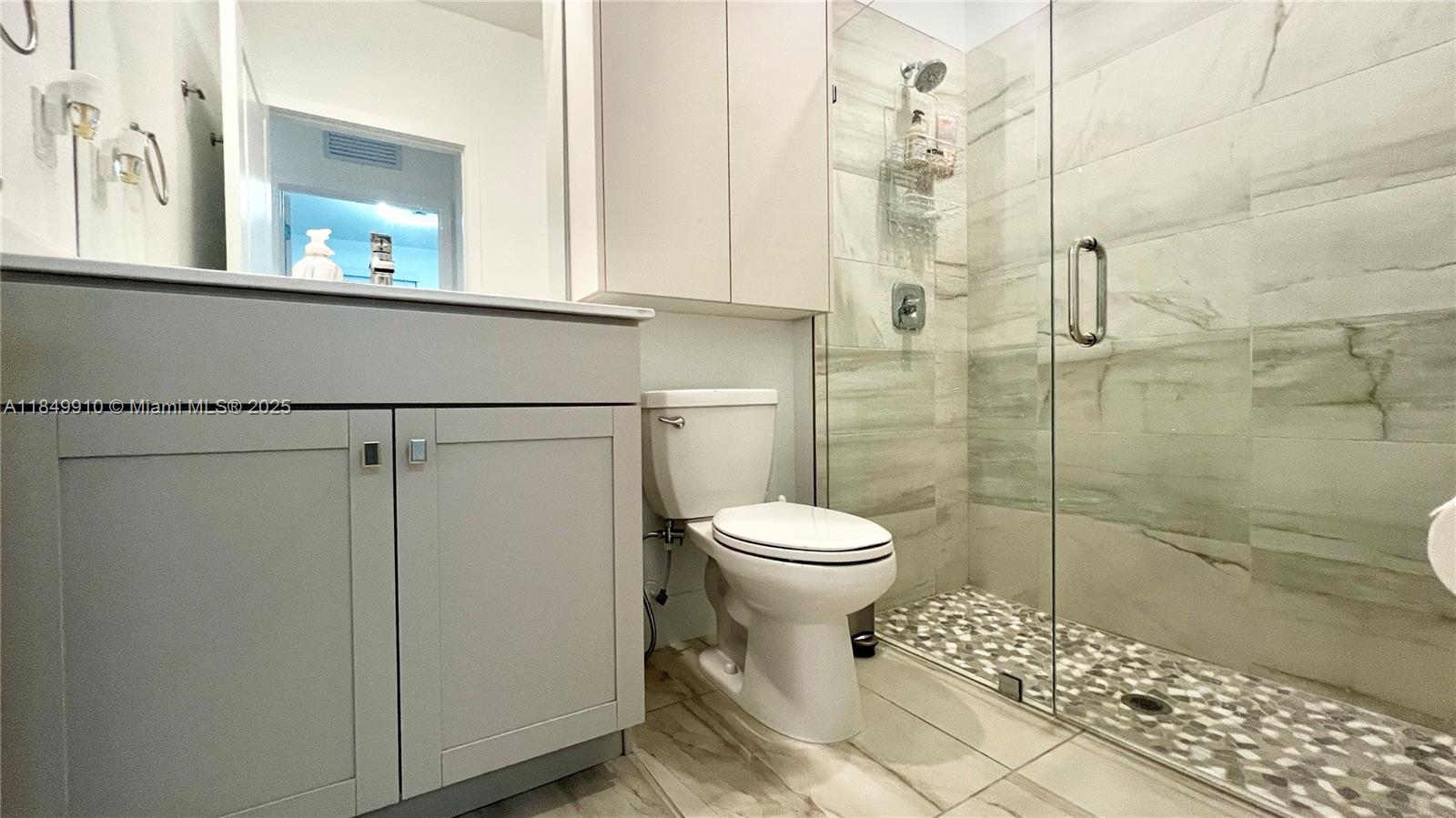 MERRICK SQUARE - Residential