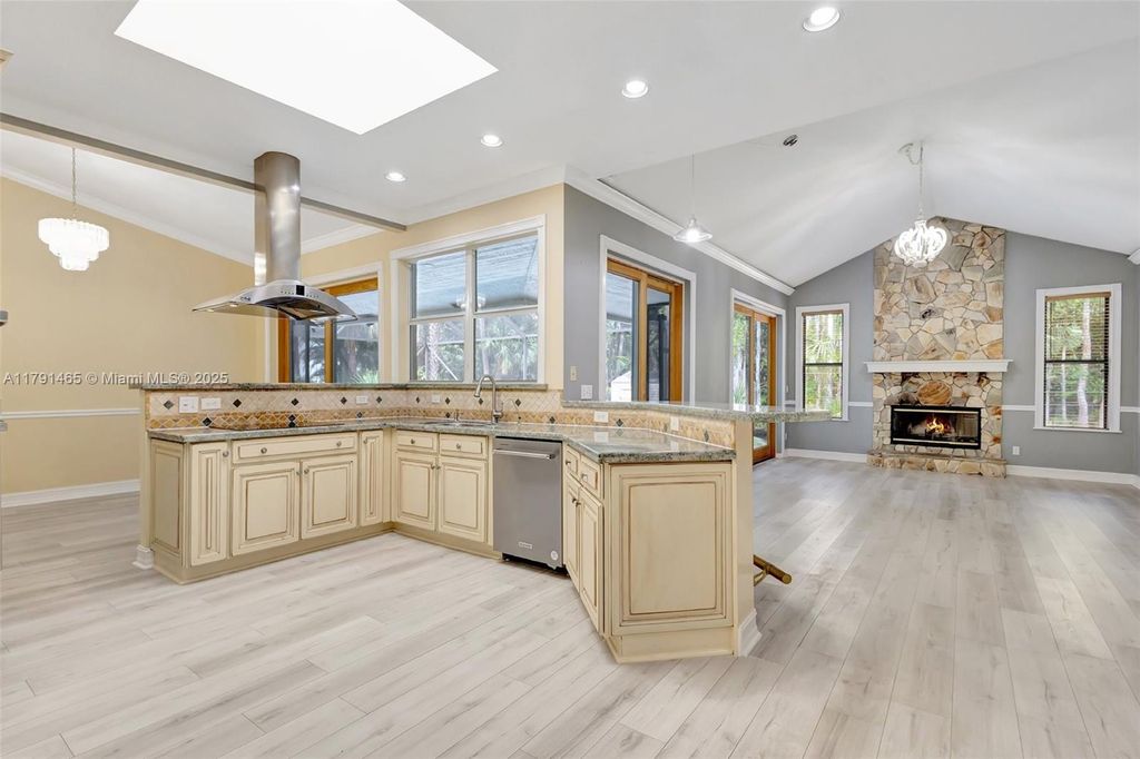 Photo of 16789 98th Way N, Jupiter, FL 33478 (MLS # A11791465)