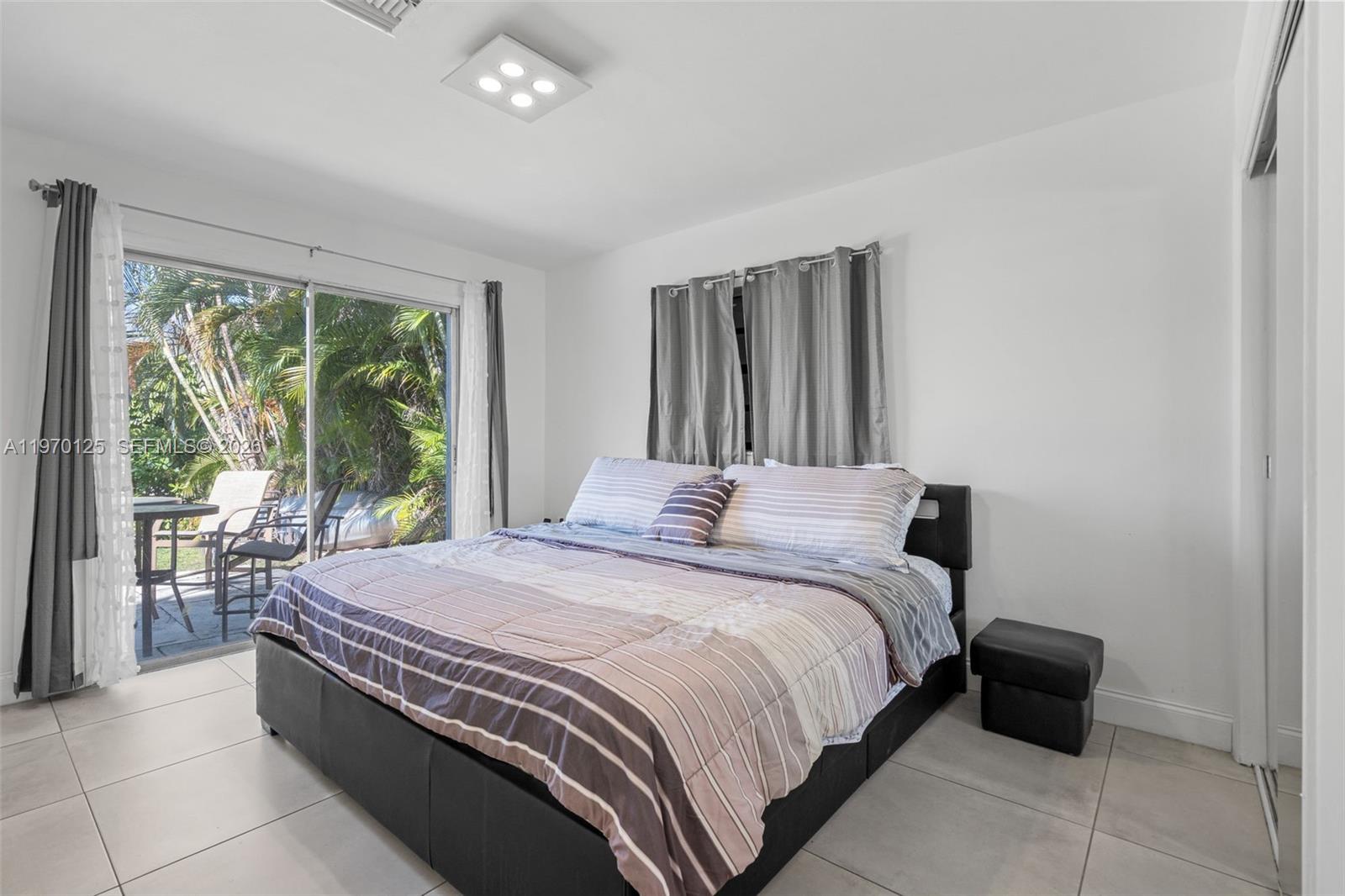 LAKEVIEW HEIGHTS NO 2 - Residential