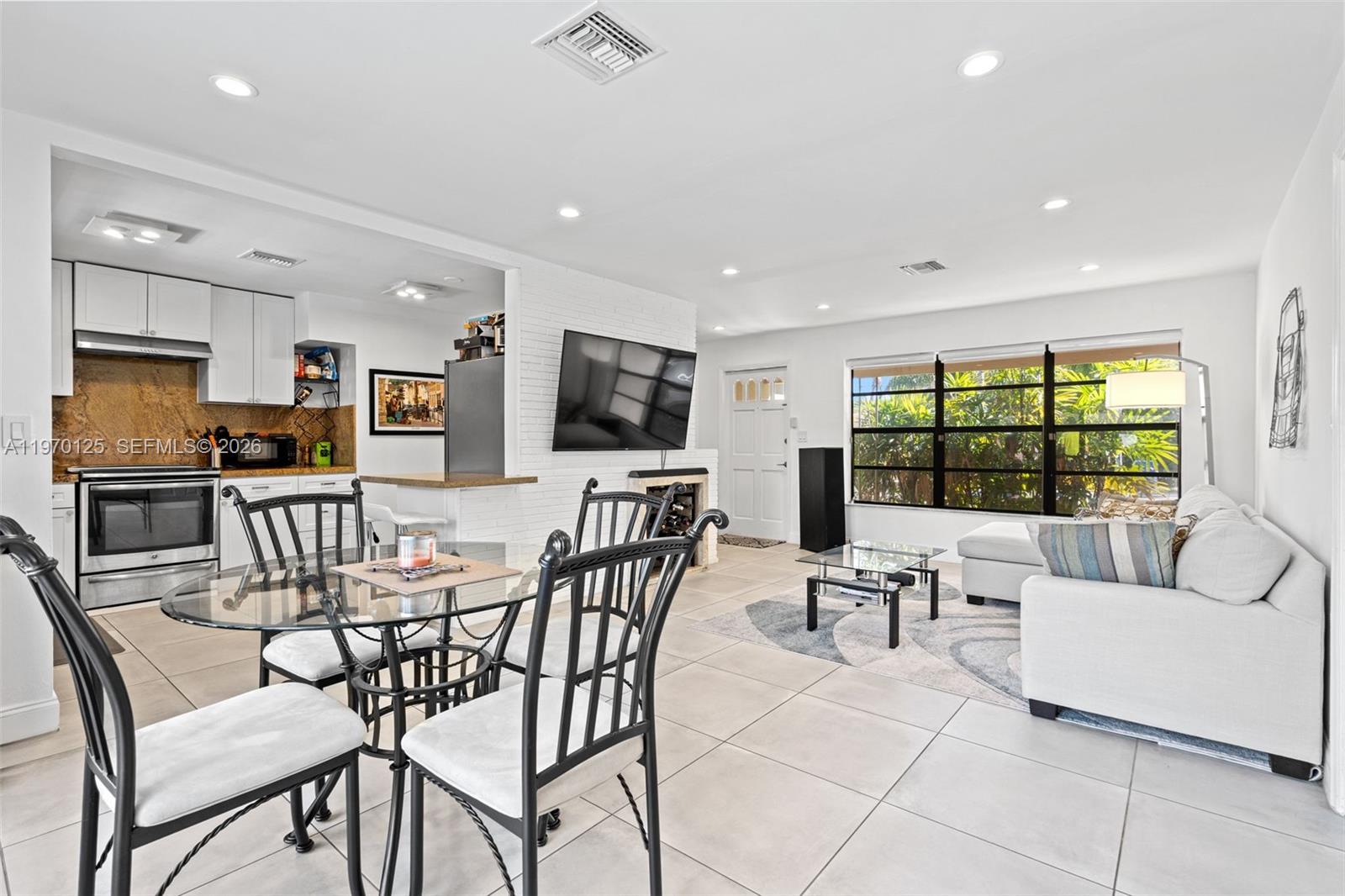 LAKEVIEW HEIGHTS NO 2 - Residential