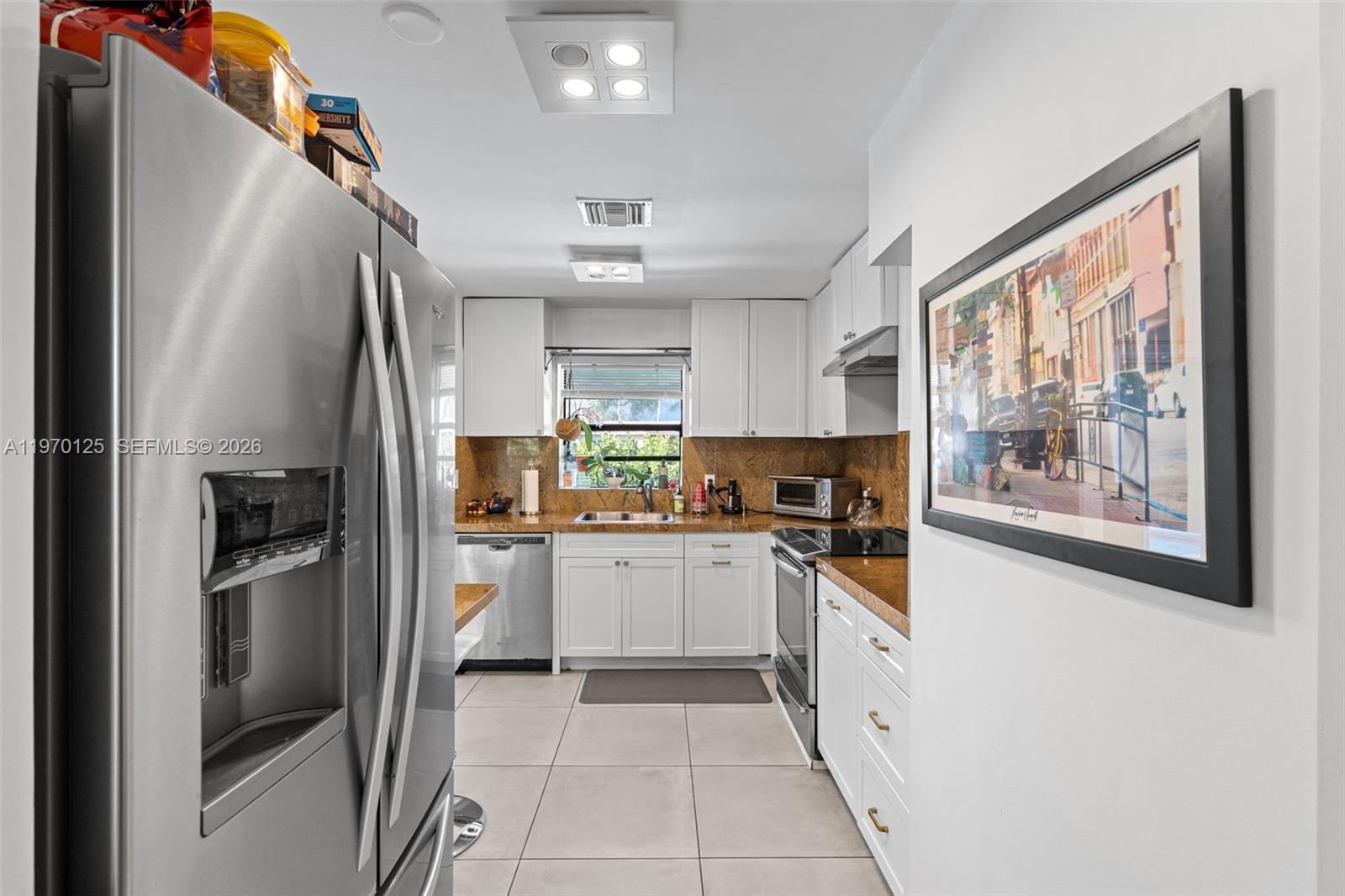 LAKEVIEW HEIGHTS NO 2 - Residential