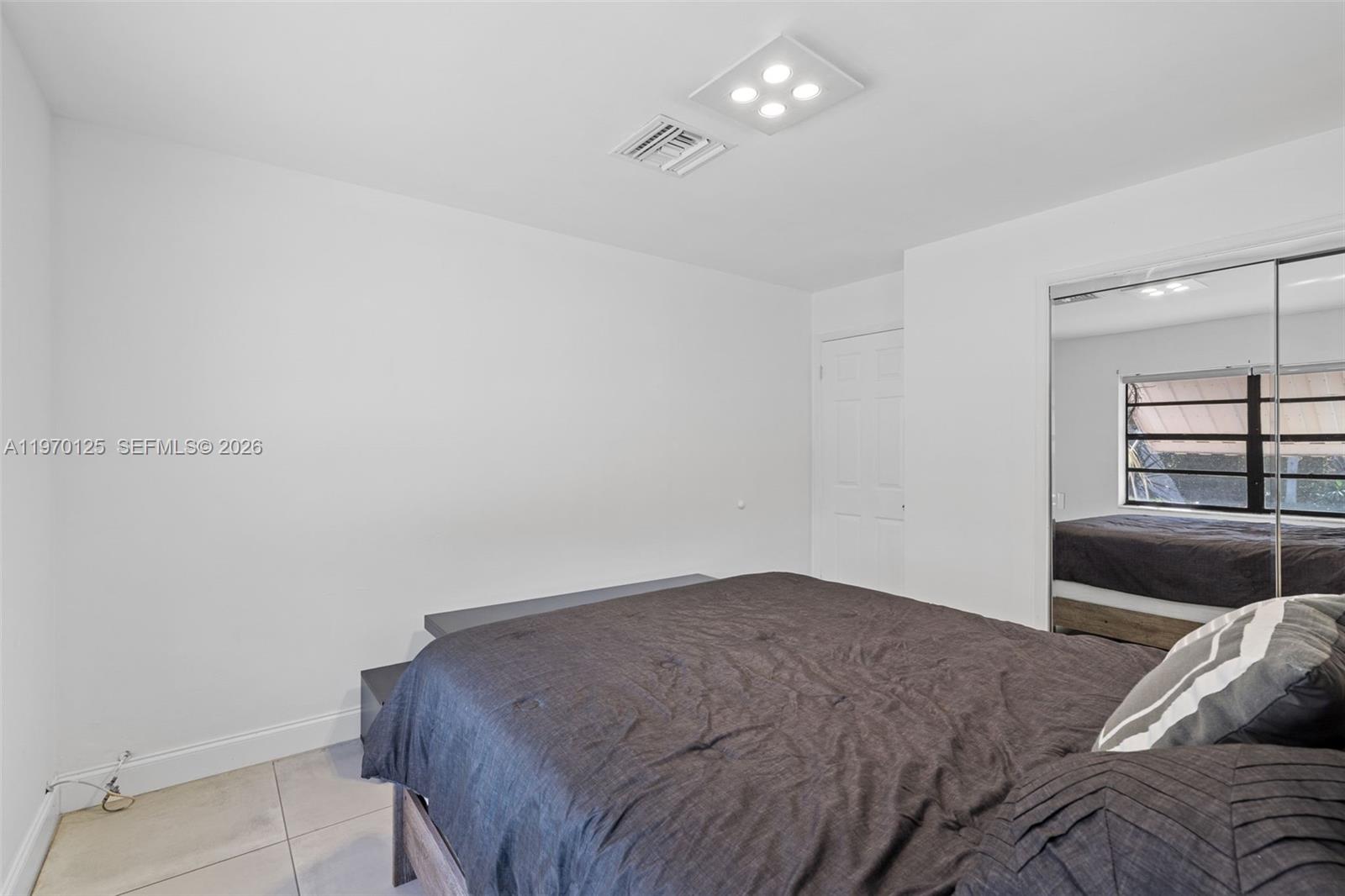 LAKEVIEW HEIGHTS NO 2 - Residential