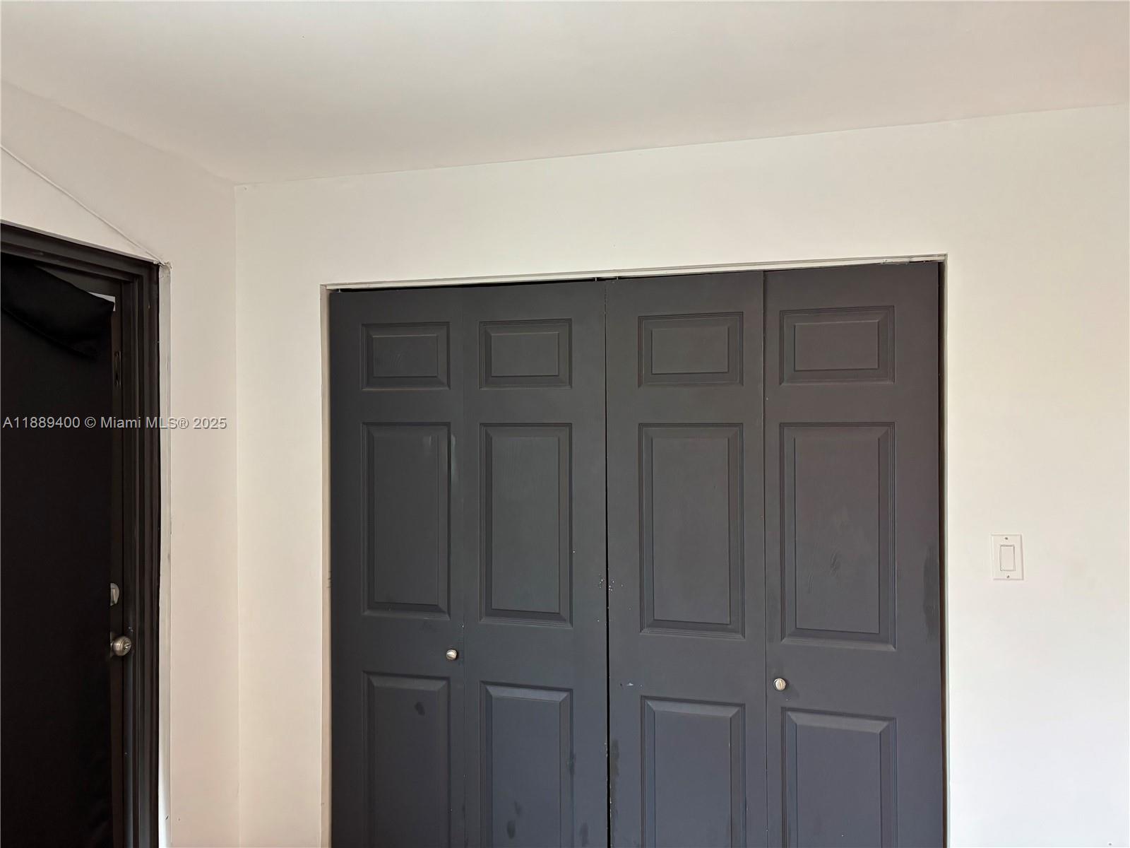 WINSTON PARK UNIT TWO - Residential Lease
