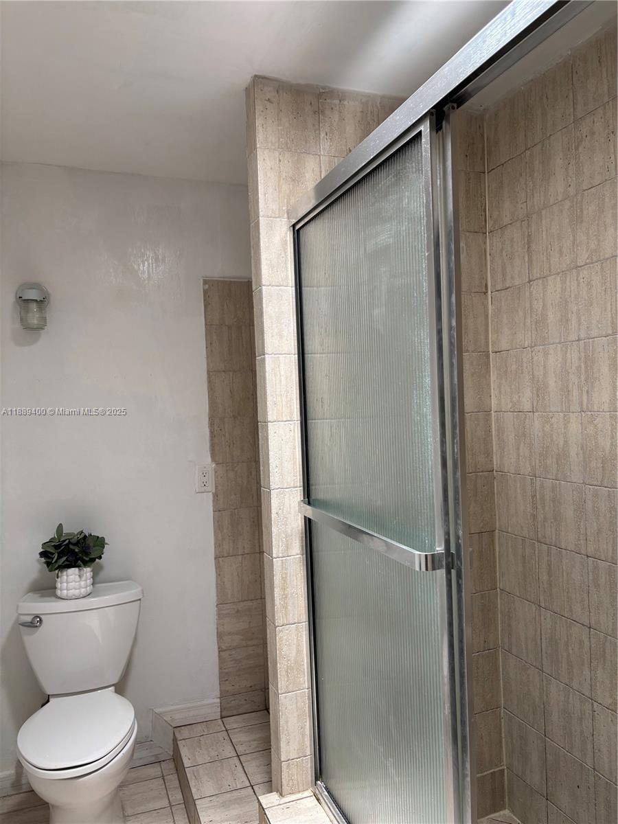 WINSTON PARK UNIT TWO - Residential Lease