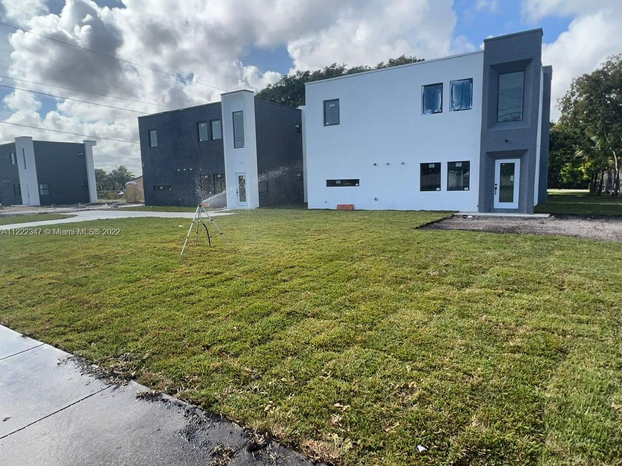 NEW SO MIAMI HEIGHTS SEC - Residential