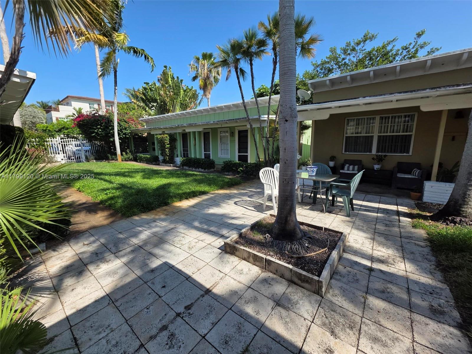 809 NE 17th Ave 3