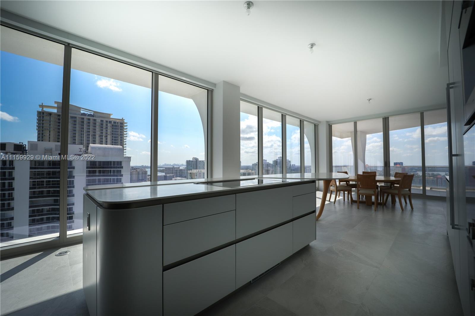 JADE SIGNATURE CONDO - Residential