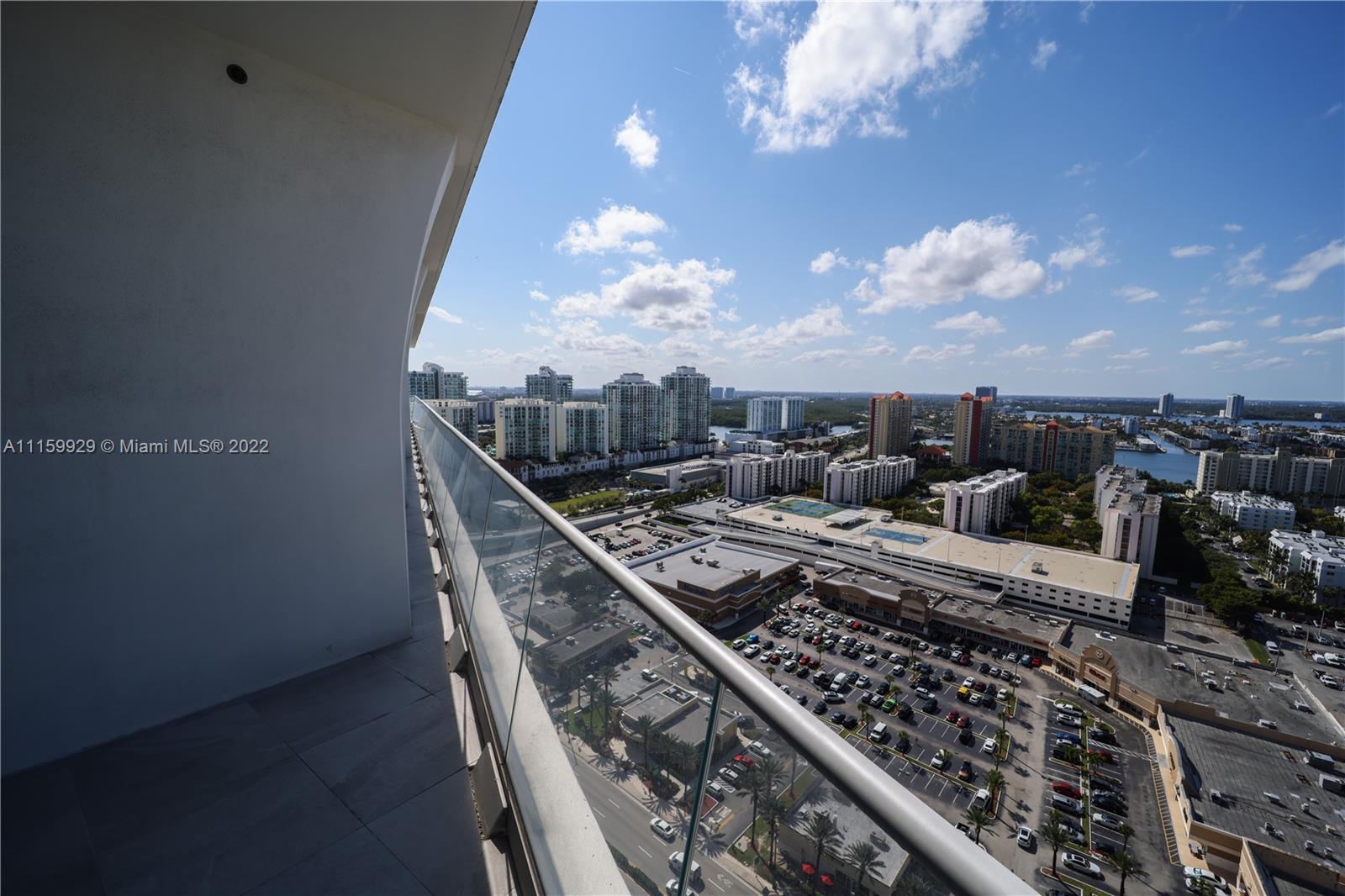 JADE SIGNATURE CONDO - Residential