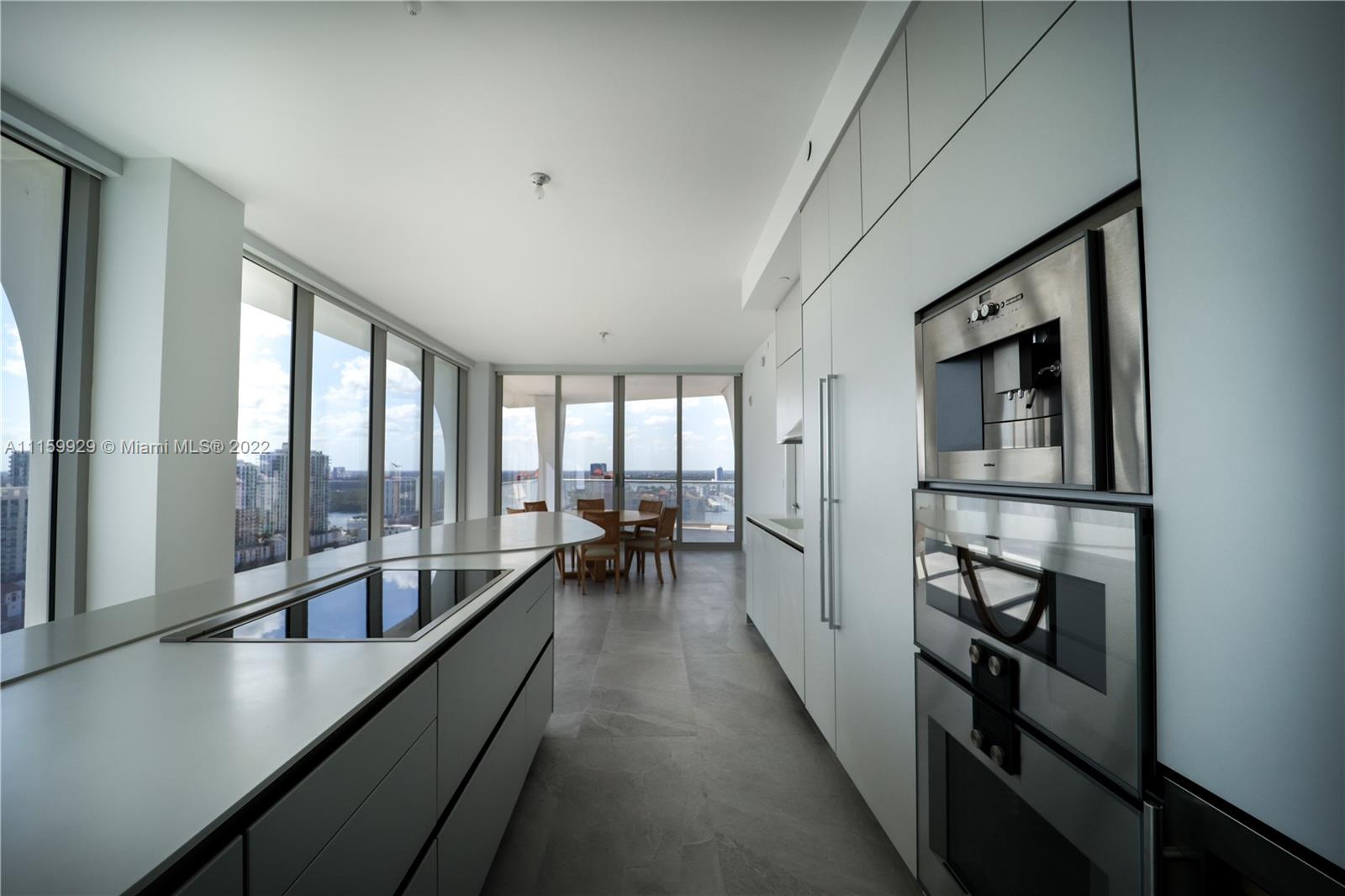 JADE SIGNATURE CONDO - Residential