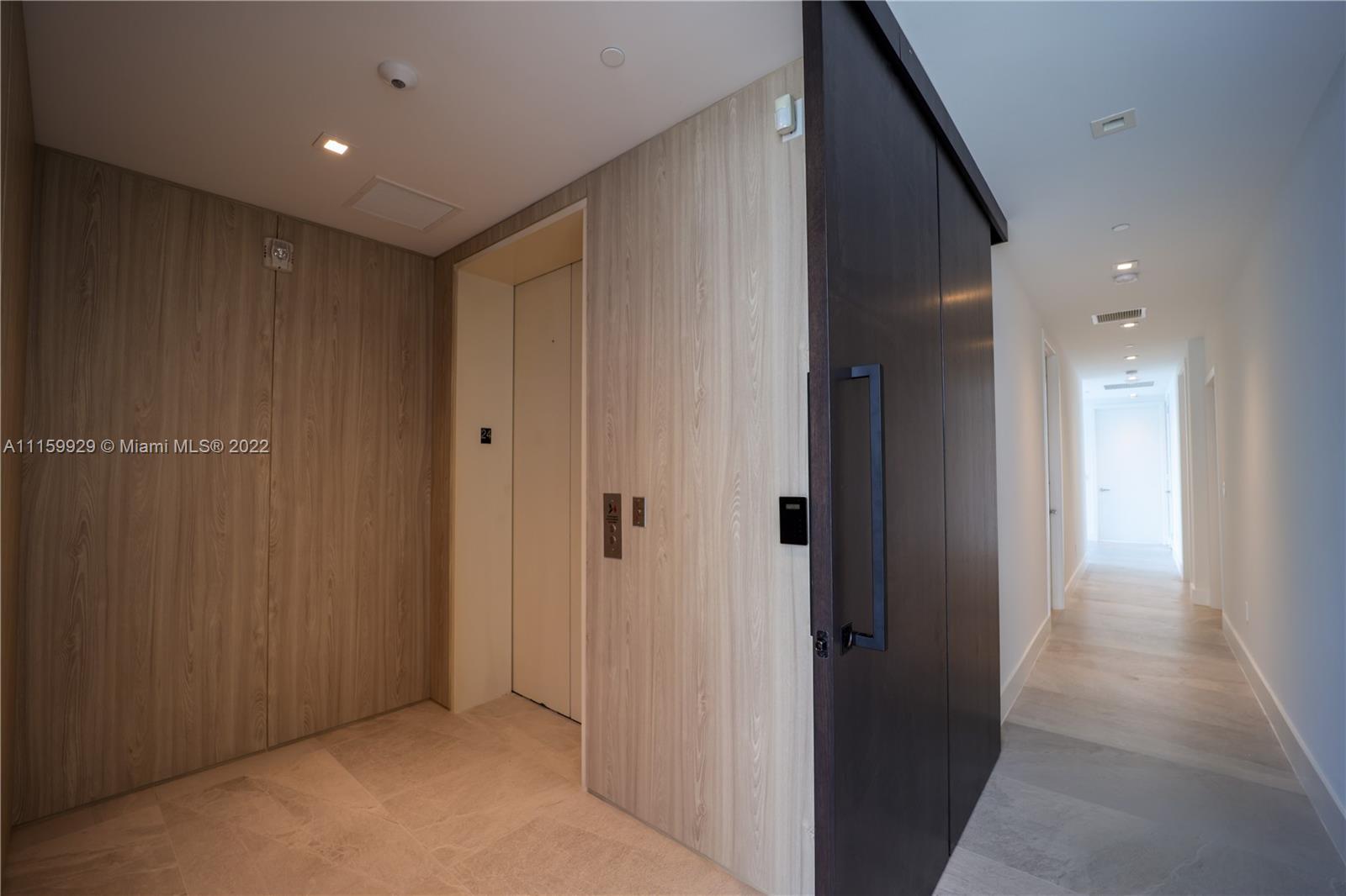 JADE SIGNATURE CONDO - Residential