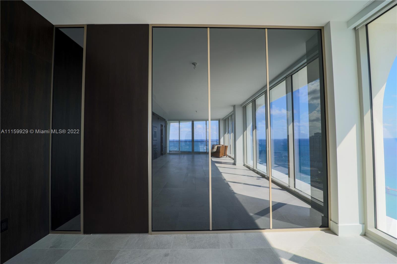 JADE SIGNATURE CONDO - Residential