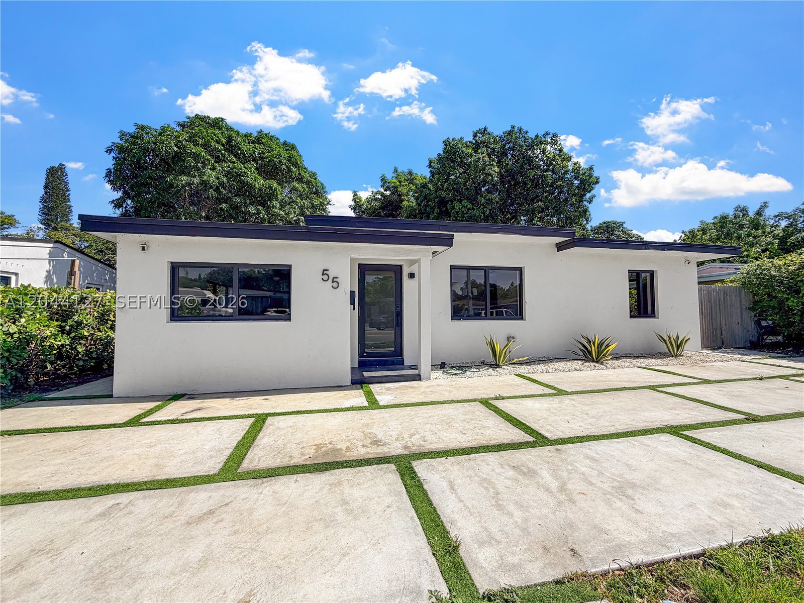 55 NW 125th St -