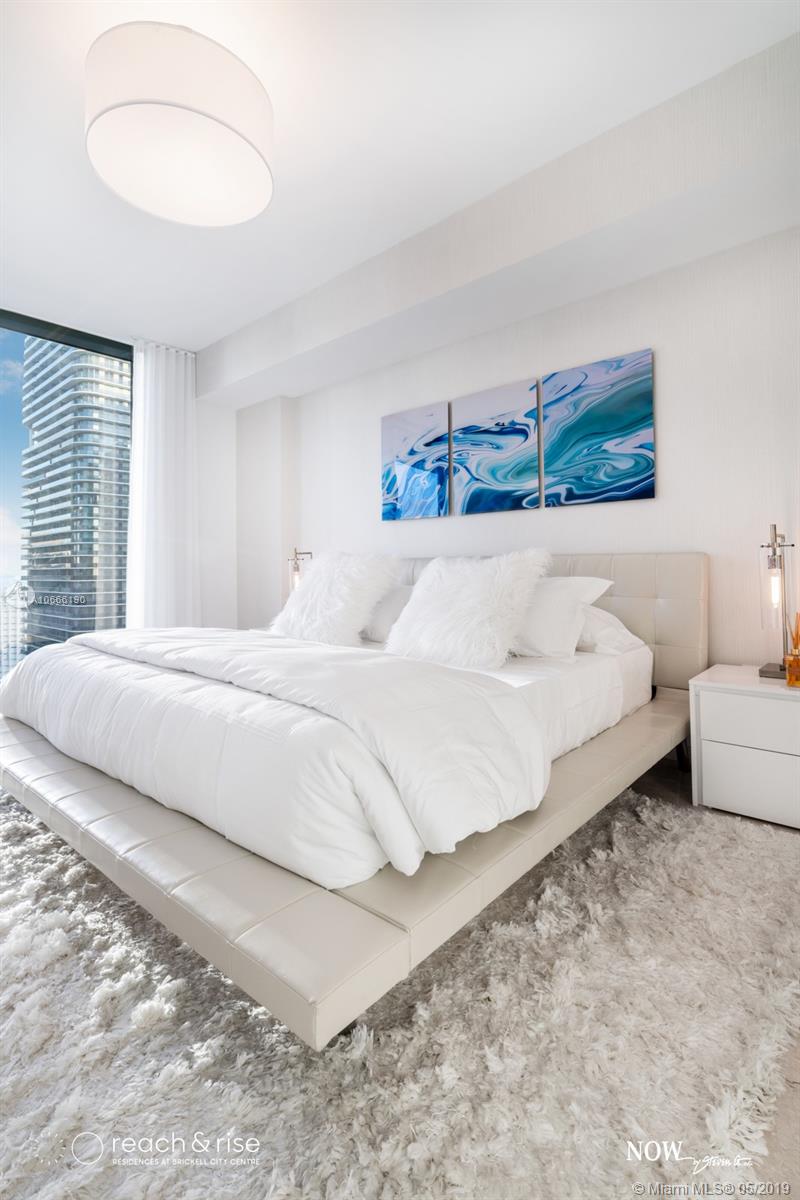 RISE CONDO - Residential