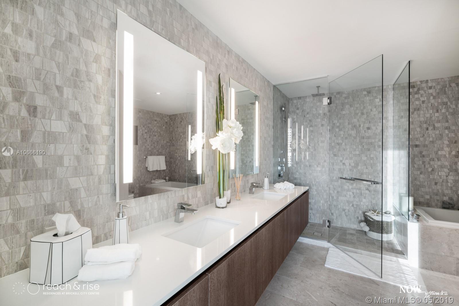 RISE CONDO - Residential