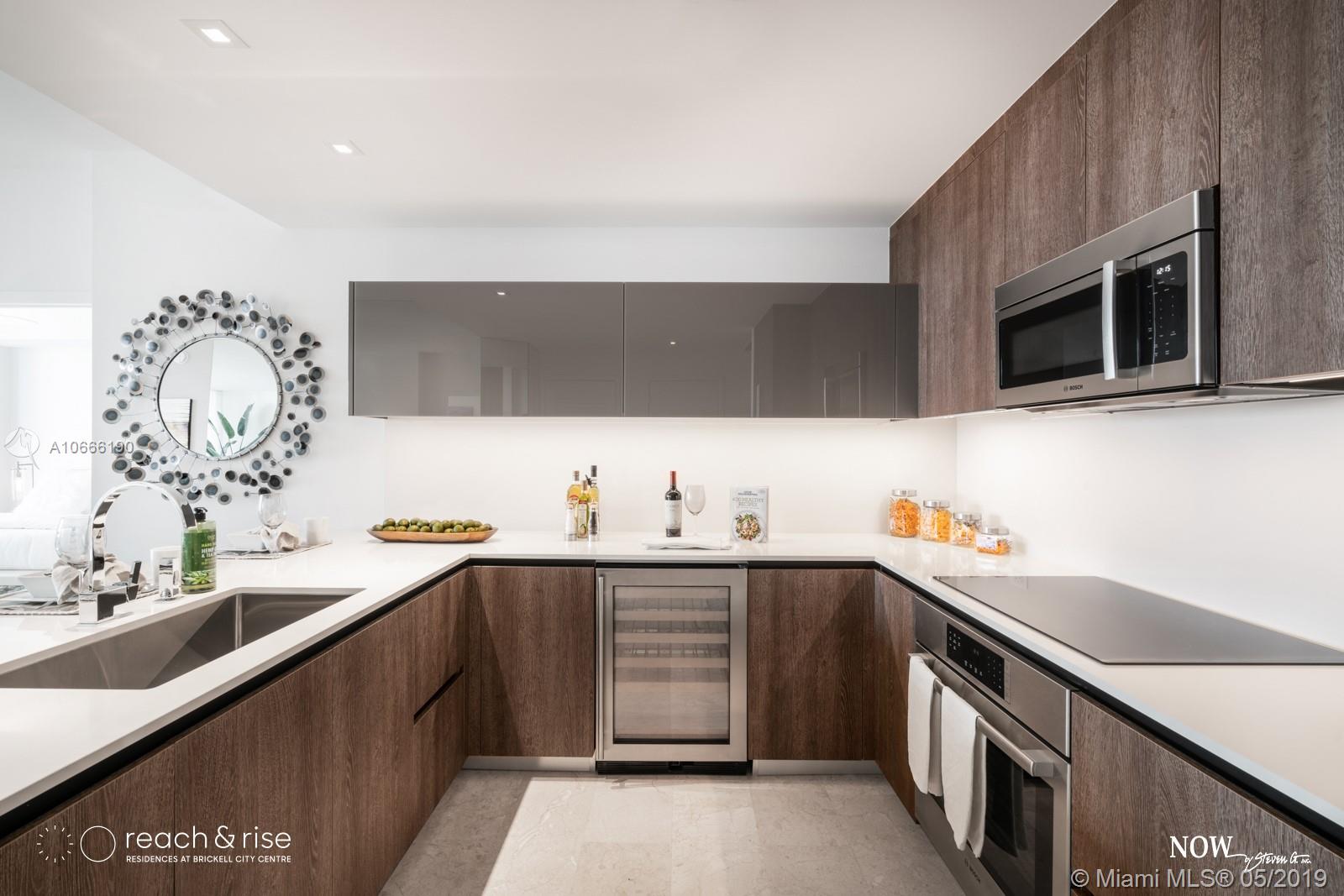 RISE CONDO - Residential