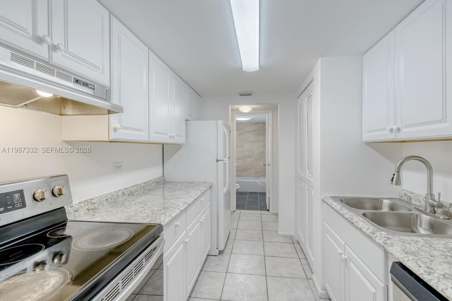 INTERNATIONAL VILLAGE AT - Residential Lease